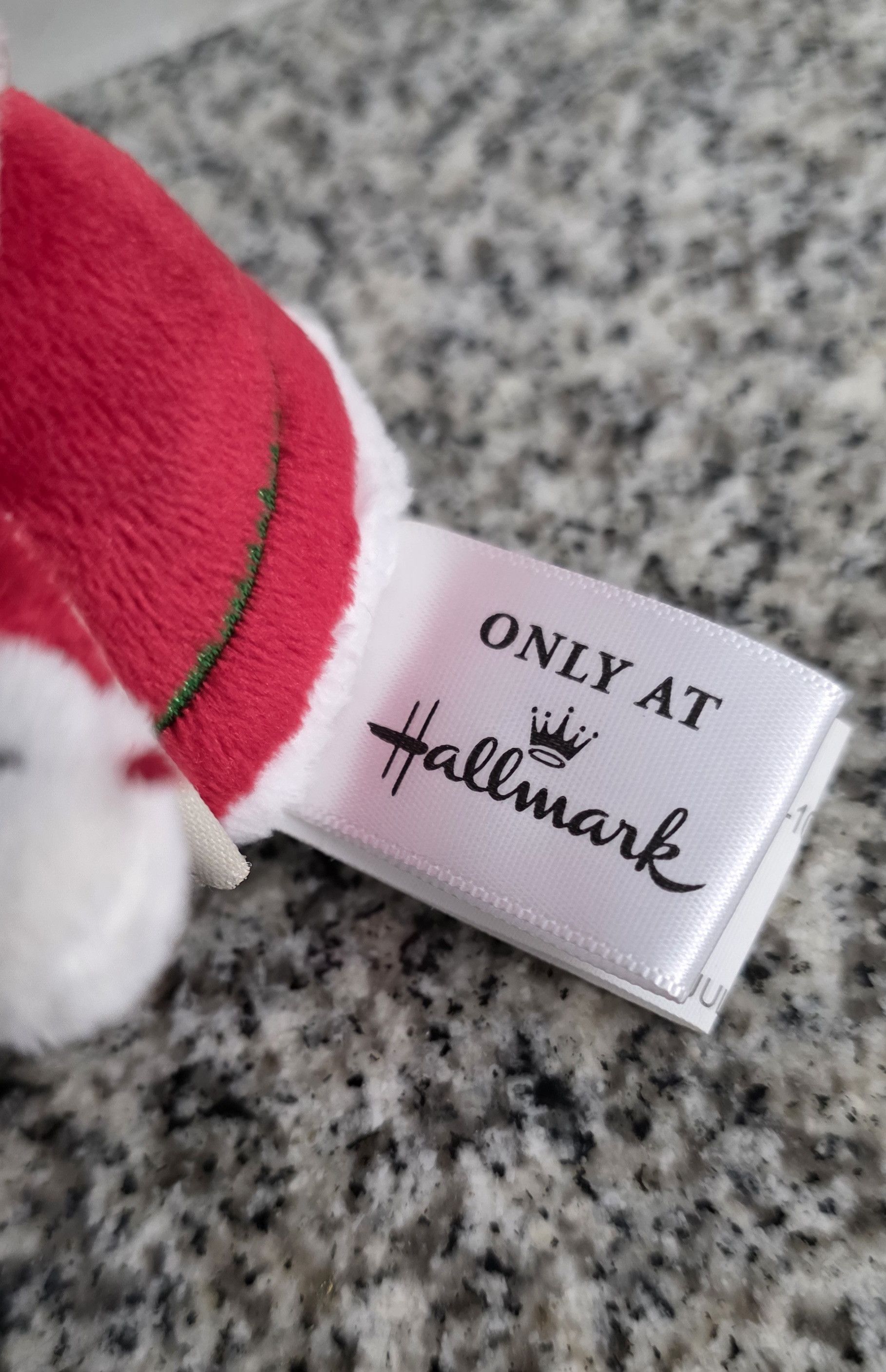 Disney NWT Hallmark Disney Itty Bittys Minnie Clause Plush 4" Size ONE SIZE - 3 Thumbnail