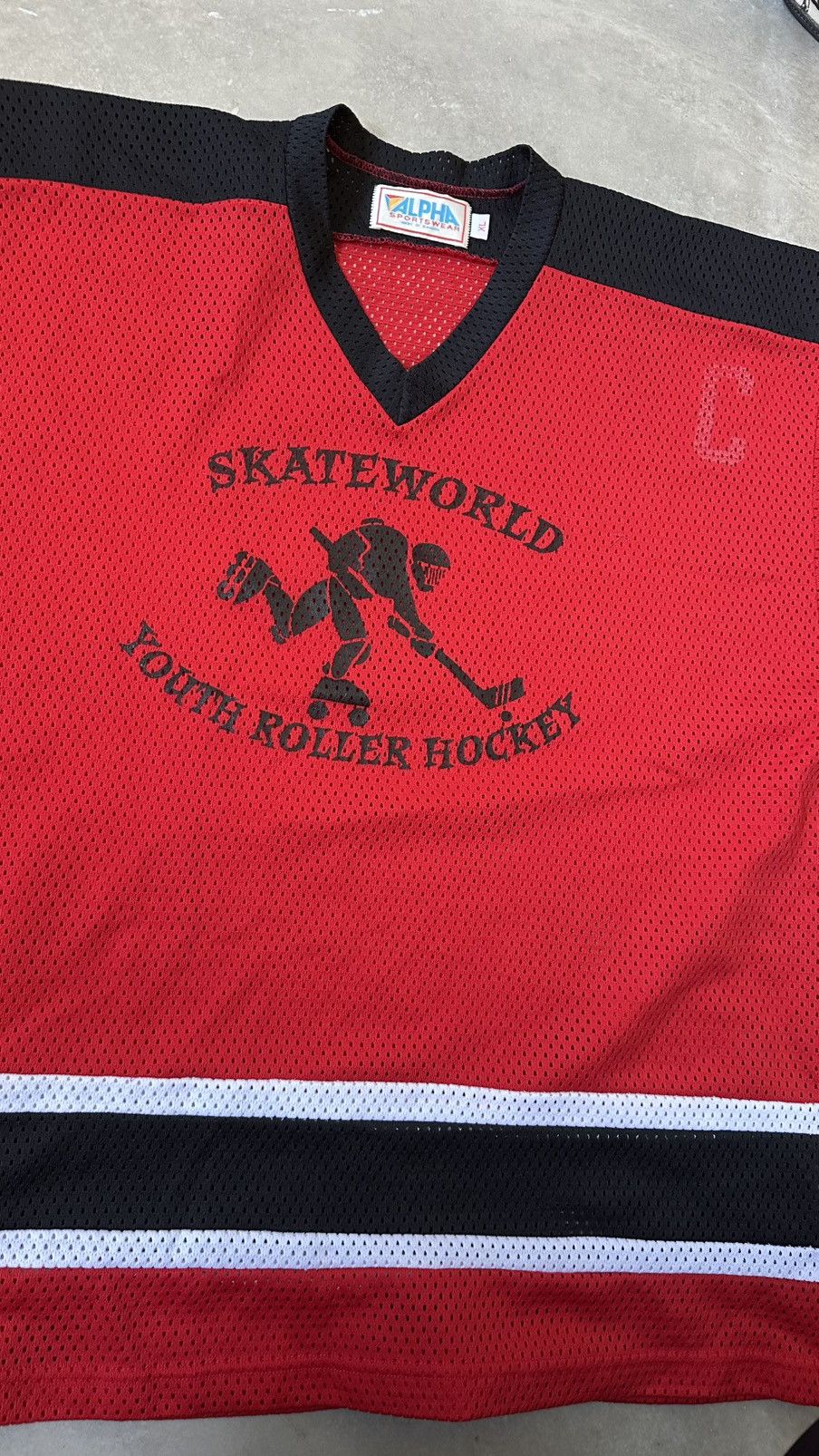 NHL VINTAGE ALPHA SSPORTWEAR SKATEWORLD NHL JERSEY Size US XL / EU 56 / 4 - 2 Thumbnail