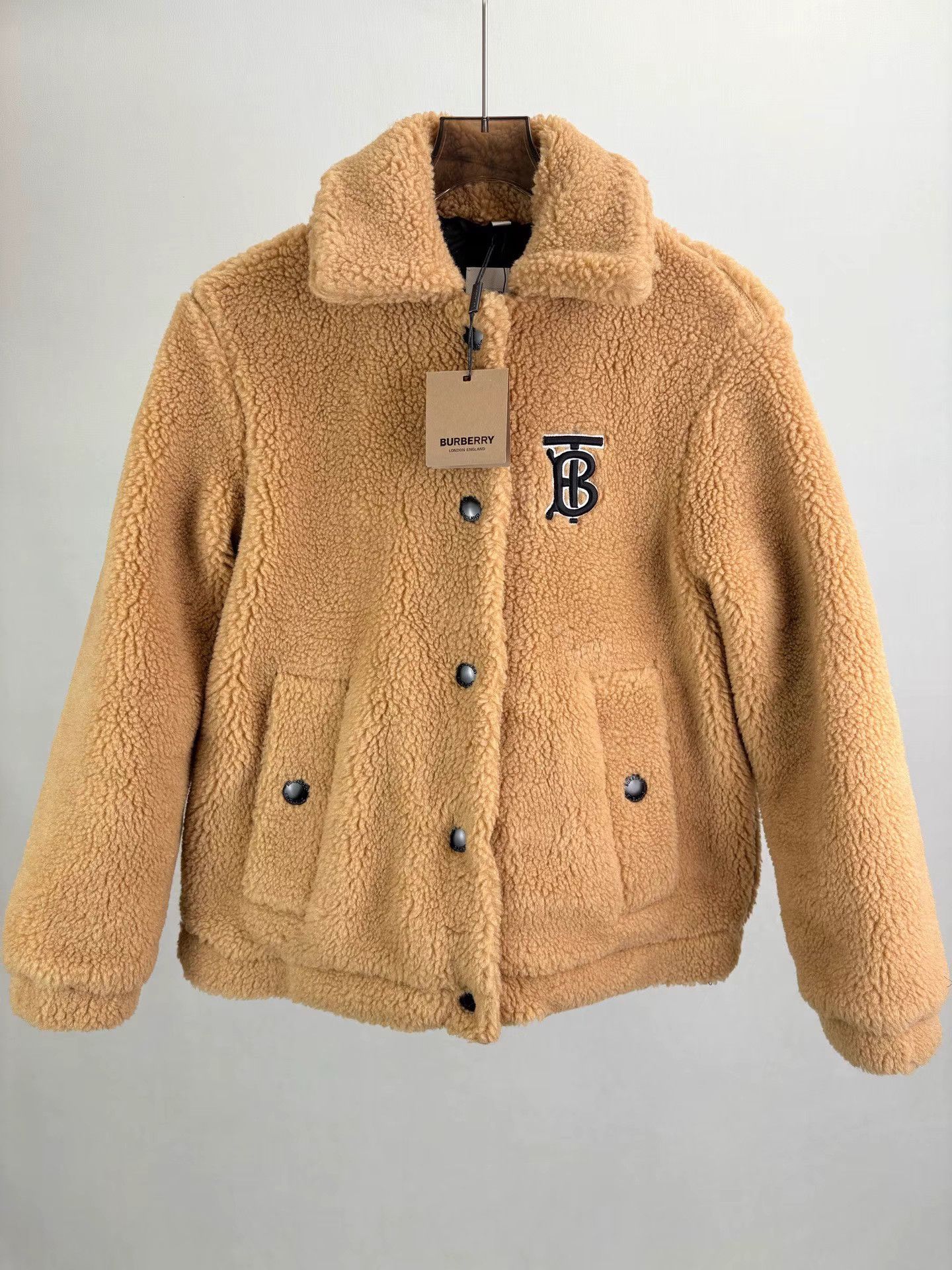 Burberry BURBERRY Teddy Jacket Size XS / US 0-2 / IT 36-38 - 1 Thumbnail