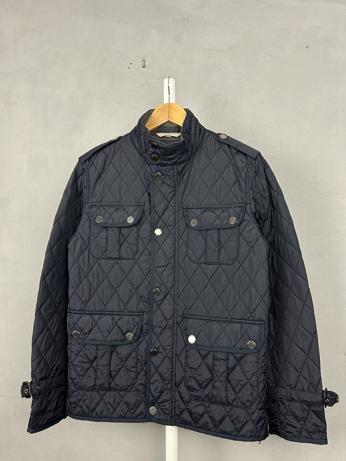 Burberry Burberry Quilted Navy Jacket Snap Button Classic Check Size US S / EU 44-46 / 1 - 2 Thumbnail
