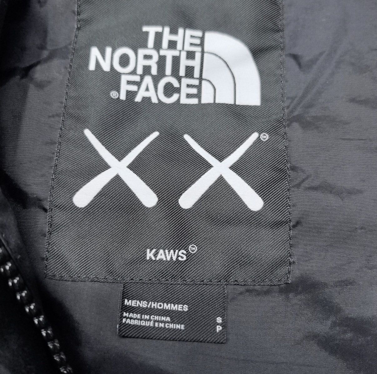 Kaws × The North Face The North Face x KAWS Retro 1986 Mountain Jacket Size US S / EU 44-46 / 1 - 3 Thumbnail