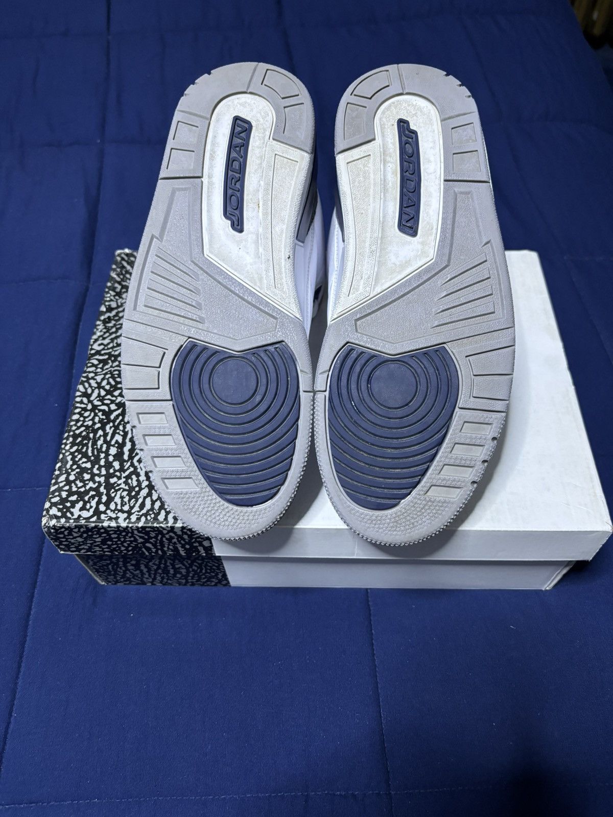 Jordan Brand Air Jordan 3 Retro Midnight Navy 2023 Size 8 Size US 8 / EU 41 - 6 Thumbnail
