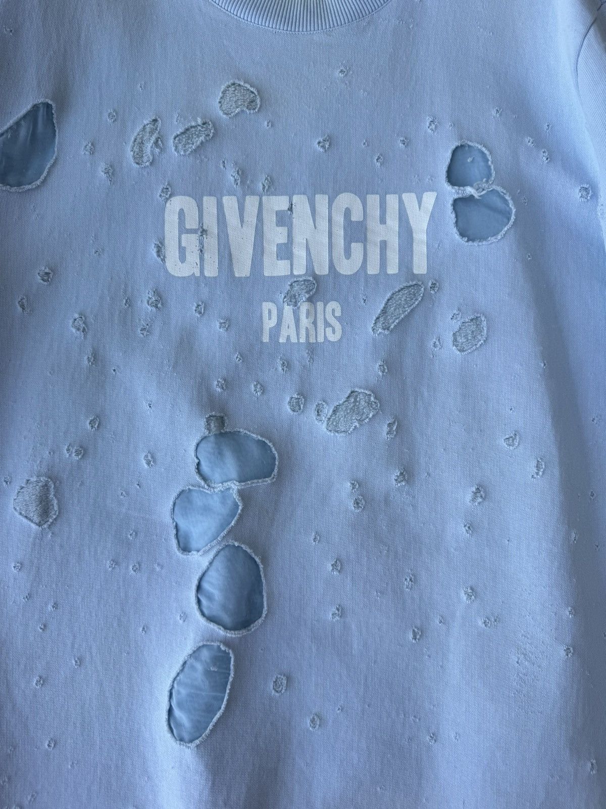 Givenchy Givenchy Baby Blue Destroyed/Distressed Logo Crewneck Size US L / EU 52-54 / 3 - 4 Thumbnail