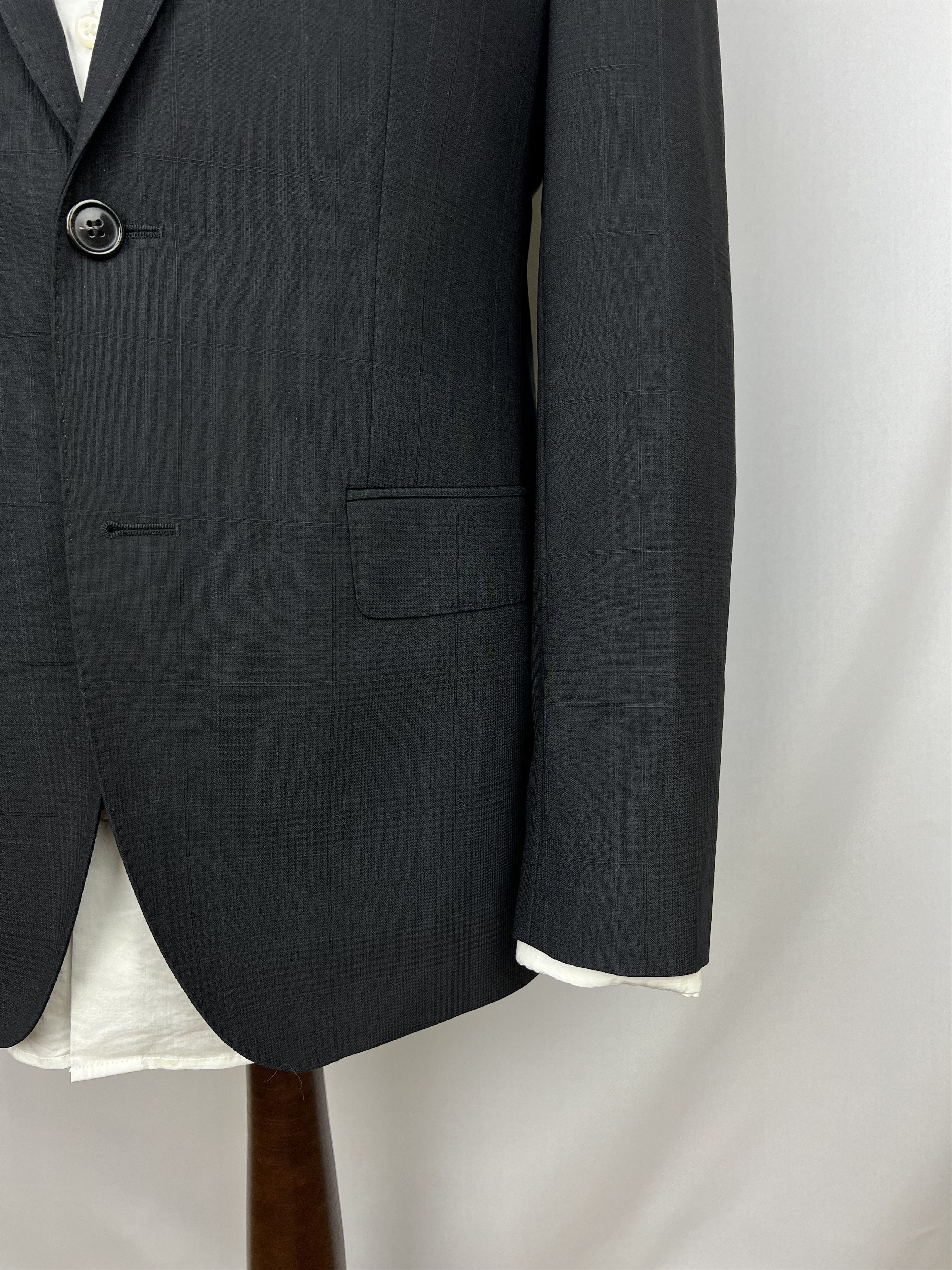 Hugo Boss Dark-Gray Plaid 100% Wool 2 Piece Modern Suit Regular Size 36R - 7 Thumbnail