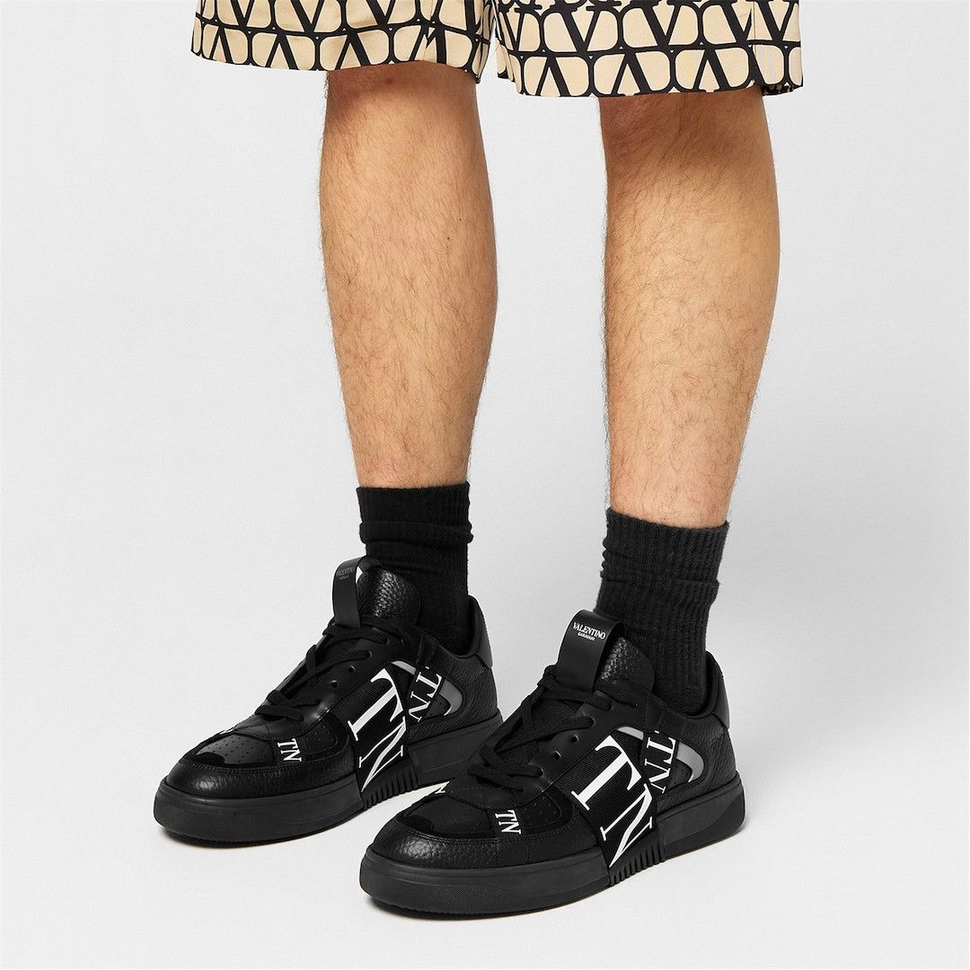 Valentino o1g2r1mq0526 Low Top Sneakers in Nero Size US 9 / EU 42 - 3 Thumbnail