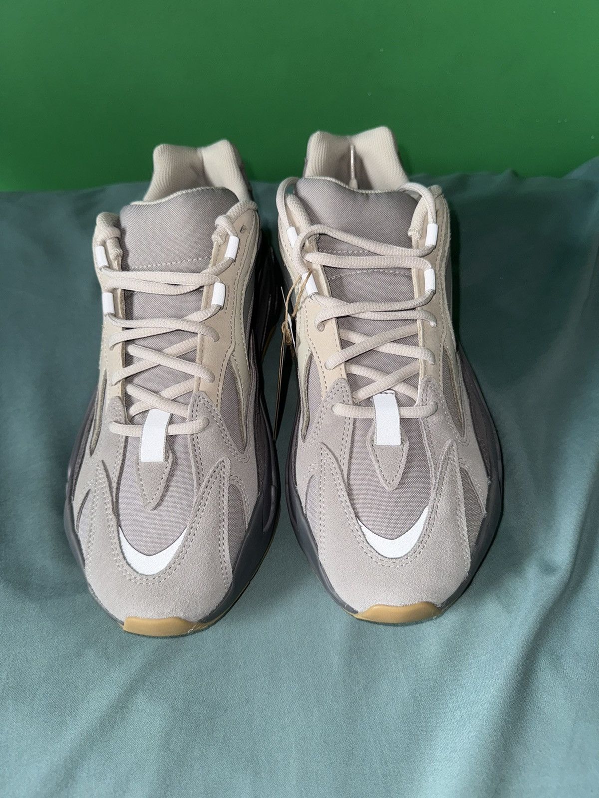 Adidas Adidas Yeezy 700 V2 Tephra 2019 Size US 11 / EU 44 - 8 Thumbnail