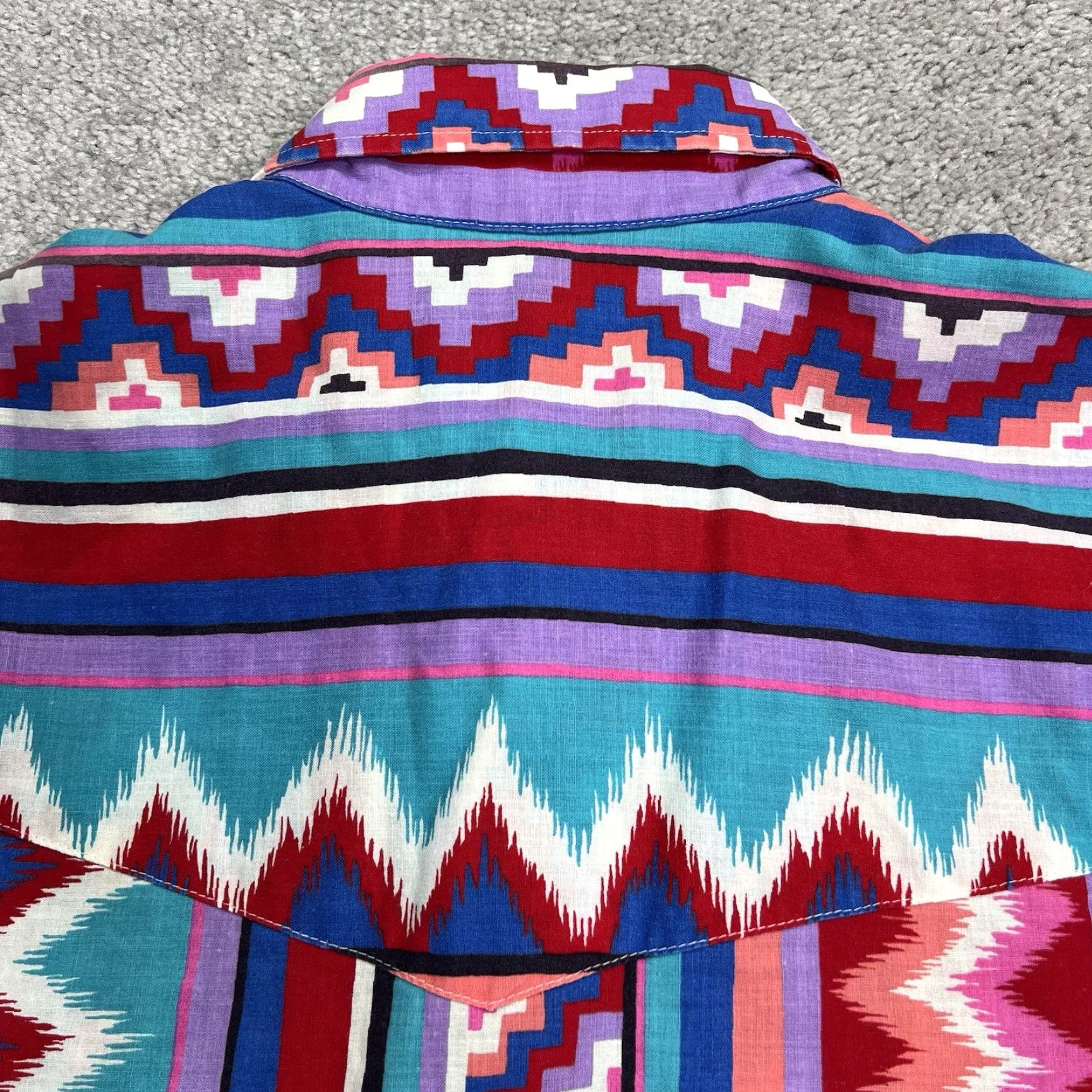 Vintage VINTAGE Panhandle Slim Shirt Men L Aztec Cowboy Western Rodeo Blue Pink Navajo Button-Up Short Sleeve Collared 16 USA Mens Size US L / EU 52-54 / 3 - 7 Thumbnail