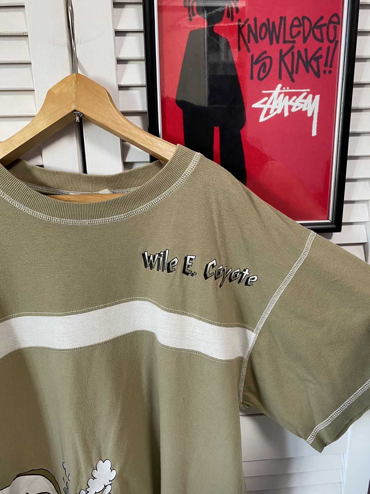 Cartoon Network × Warner Bros Vintage 90s T-Shirt Tee Looney Tunes Wile E Coyote Size US L / EU 52-54 / 3 - 4 Thumbnail