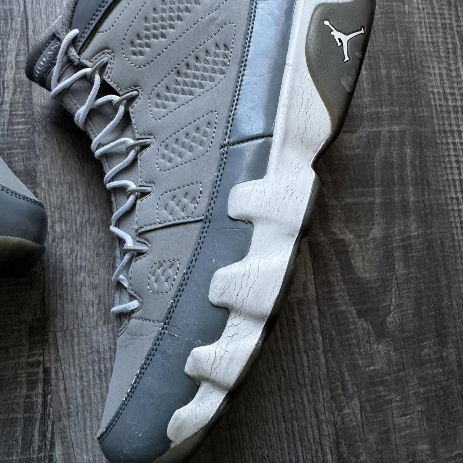 Nike NIKE • JORDAN 9 Retro "2012 Cool Grey" (12M) Size US 12 / EU 45 - 9 Thumbnail