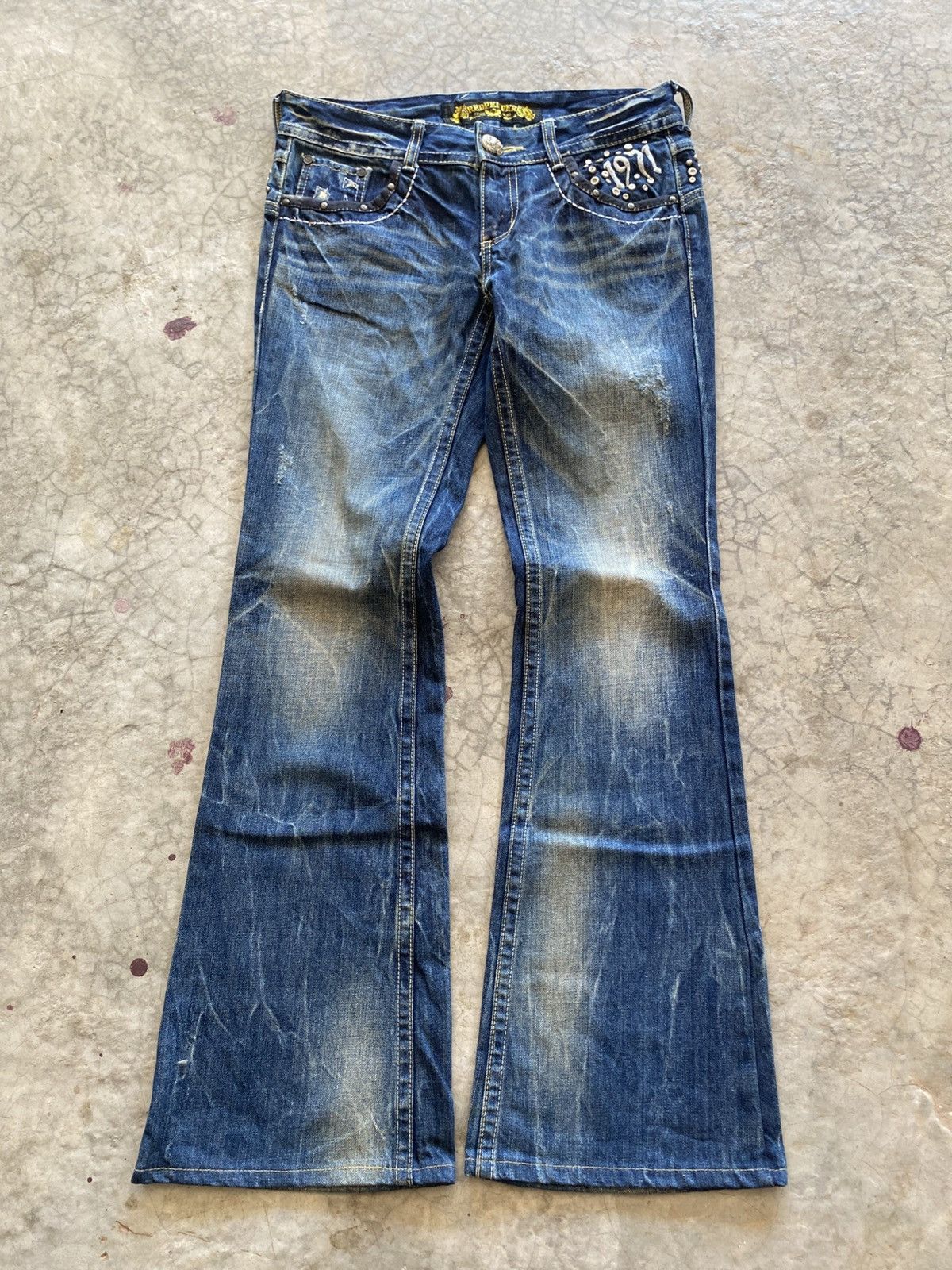 20471120 FLARE RED PEPPER JEANS ED HARDY STYLE EMBROIDERED JAPANESE Size US 31 - 2 Thumbnail