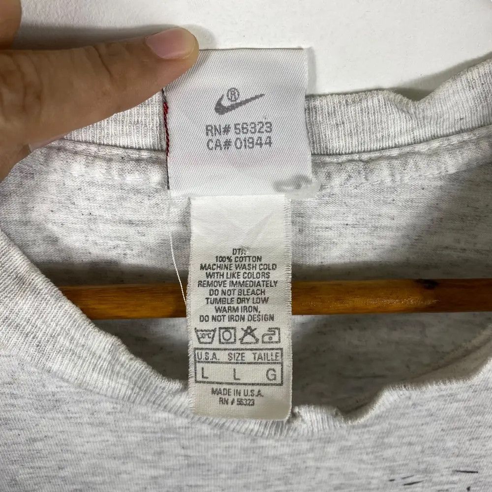 Nike Vintage NIKE HONOLULU MARATHON 1994 Just Do It Tee Shirt Size US L / EU 52-54 / 3 - 8 Thumbnail