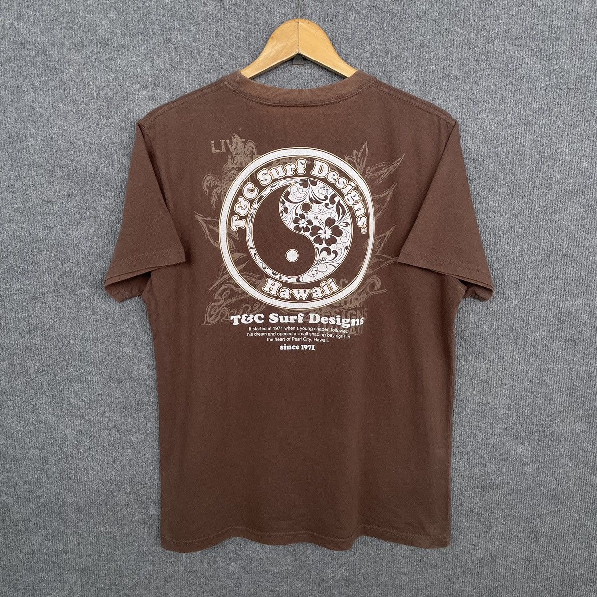 Vintage 2000s T&C Surf Ying Yang Logo Backhit Surfing T Shirt Size US M / EU 48-50 / 2 - 1 Thumbnail