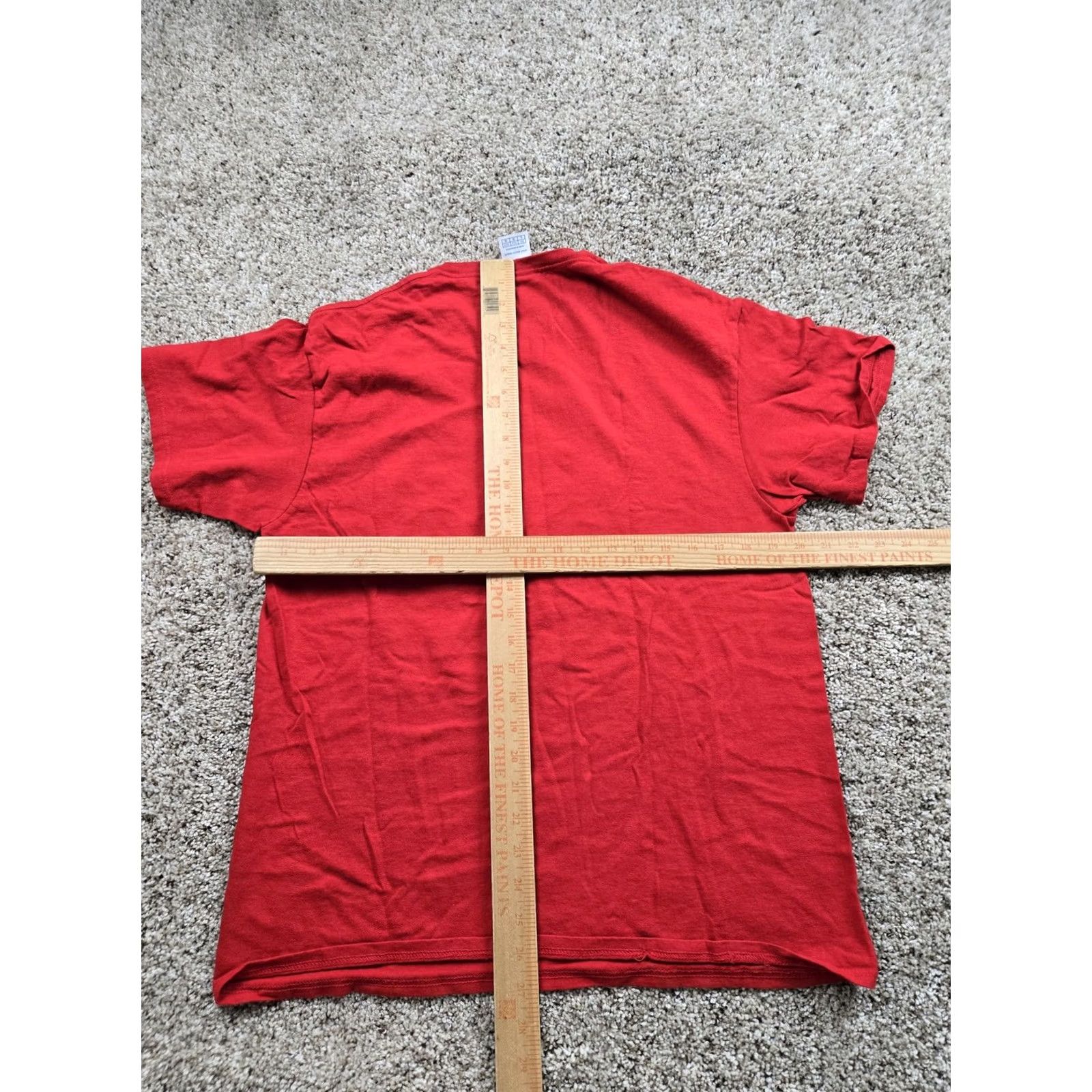 Delta Snoopy T Shirt Mens Large Christmas Lights Peanuts Holiday Short Sleeve 2019 Size US L / EU 52-54 / 3 - 6 Thumbnail