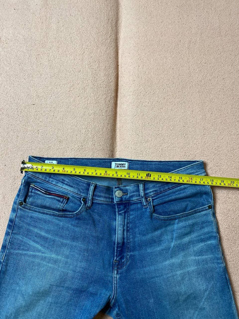 Tommy Hilfiger × Vintage VINTAGE JEANS BAGGY FADED STYLE Size US 33 - 21 Thumbnail