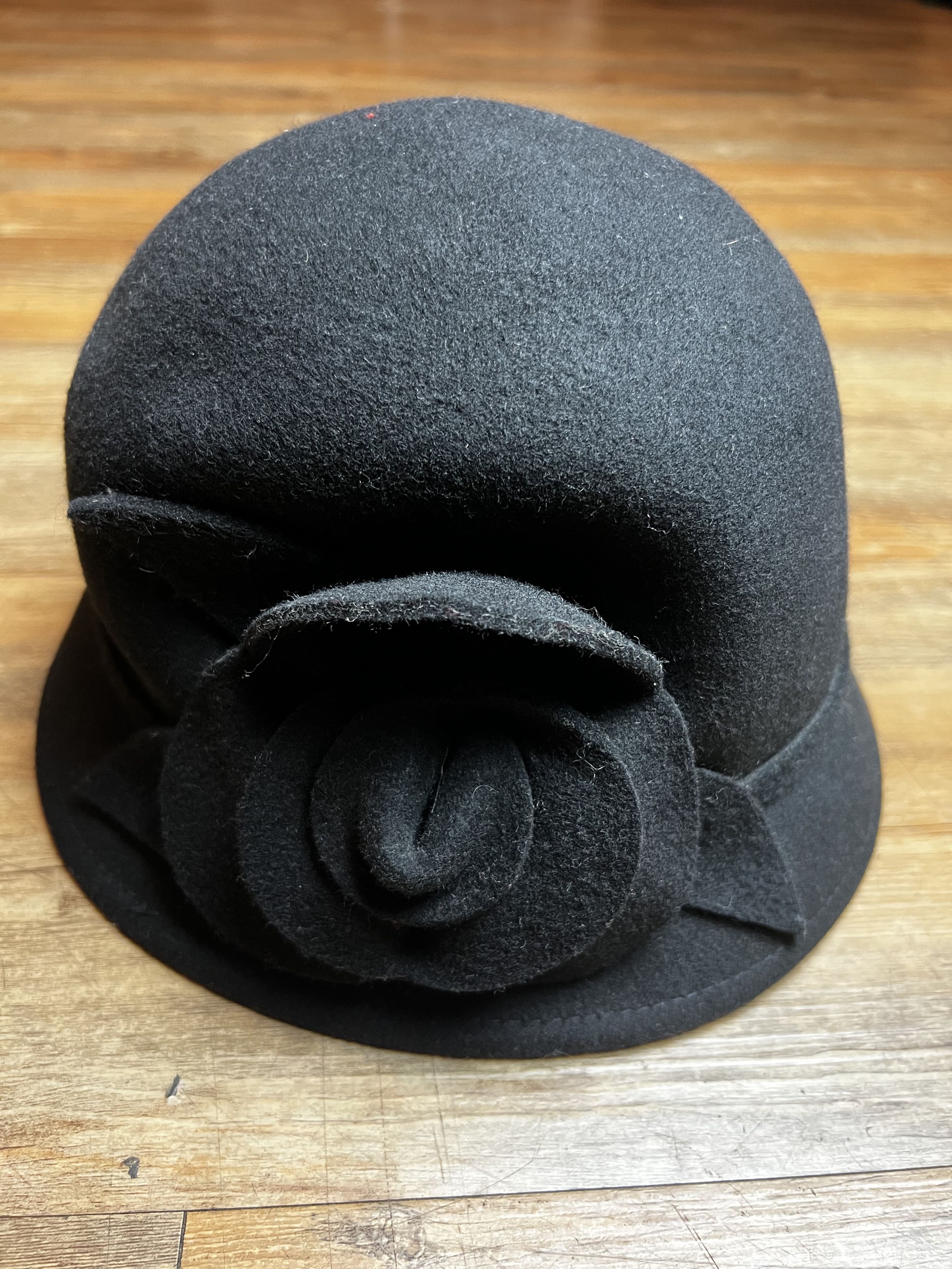 Croft & Barrow Vintage 1990's Croft & Barrow Black Floral Cloche Style Hat Size ONE SIZE - 1 Thumbnail
