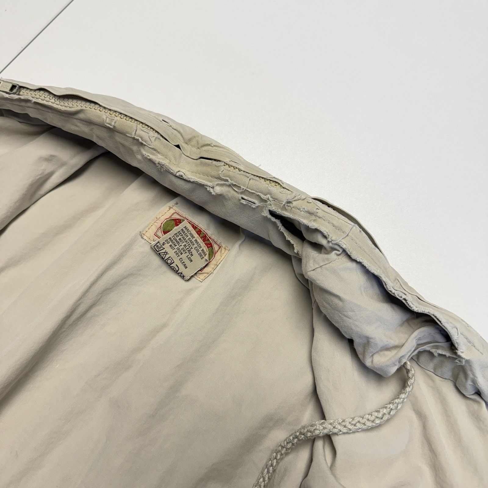 Banana Republic × Vintage Vintage Banana Republic Safari Vest Mens Large Cream Outdoor Size US L / EU 52-54 / 3 - 12 Thumbnail
