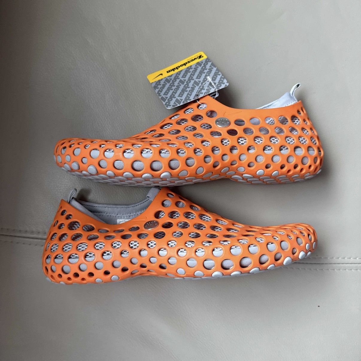 Marc Newson Nike Zvezdochka by Marc Newson in Pro Orange Size US 10 / EU 43 - 2 Thumbnail