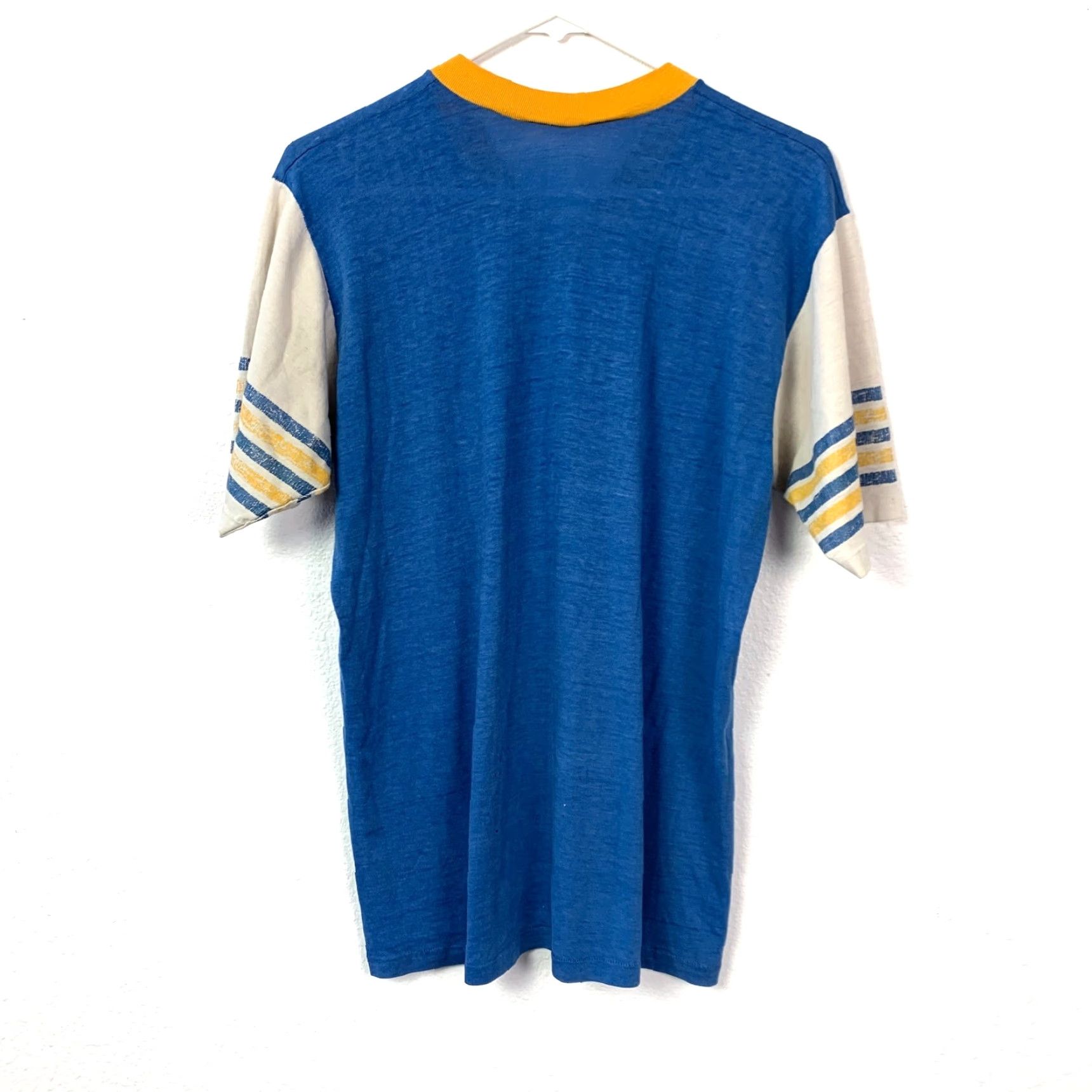 Vintage VINTAGE We Deliver Every Day Blue V-Neck Ringer T-Shirt Unbranded Unisex Adults L Short Sleeve Chest 39" Mens Womens Boys Girls Size US L / EU 52-54 / 3 - 7 Thumbnail
