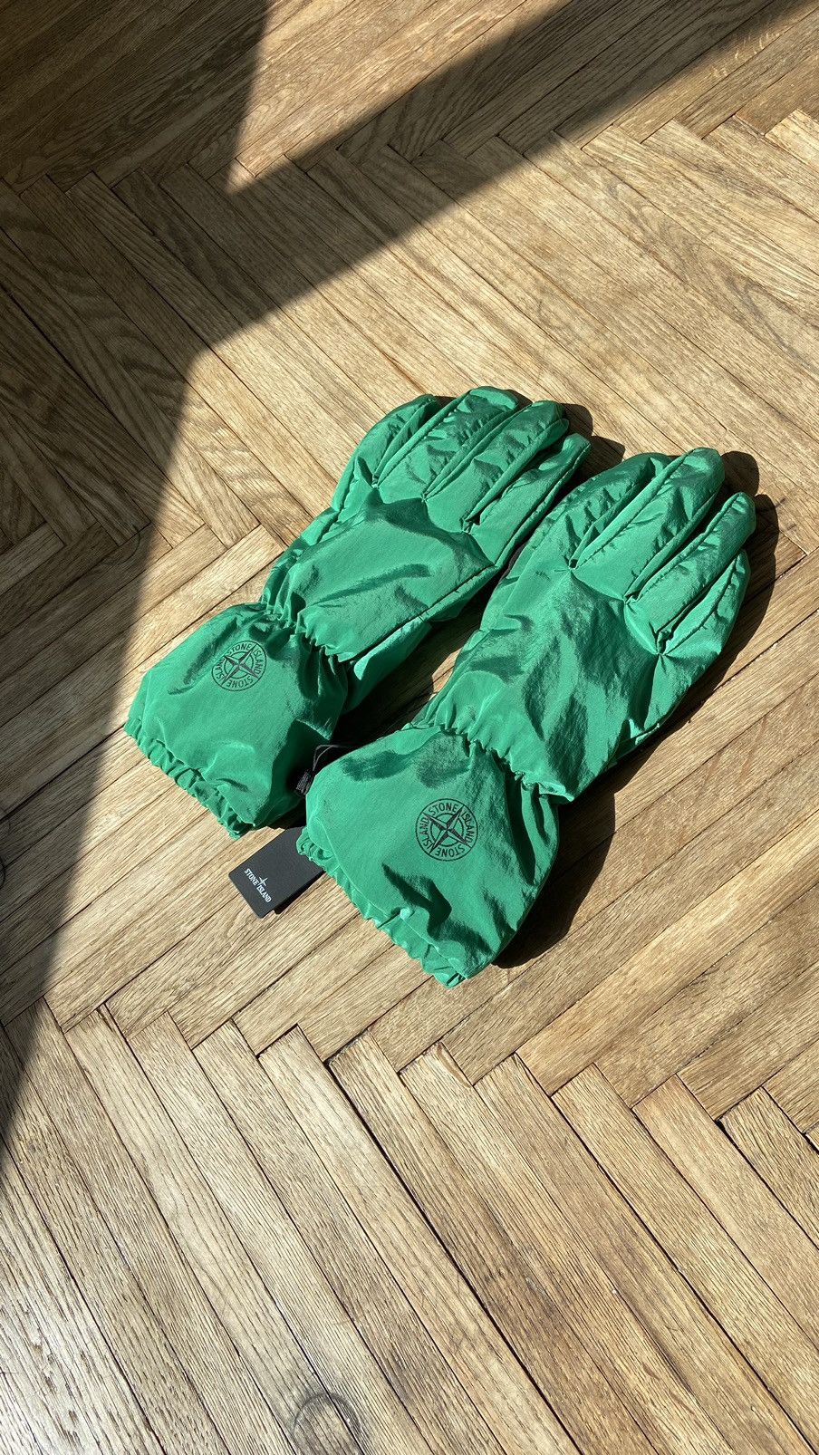 Stone Island 🧤 Stone Island Nylon Metal Gloves 🧤 Size ONE SIZE - 1 Thumbnail
