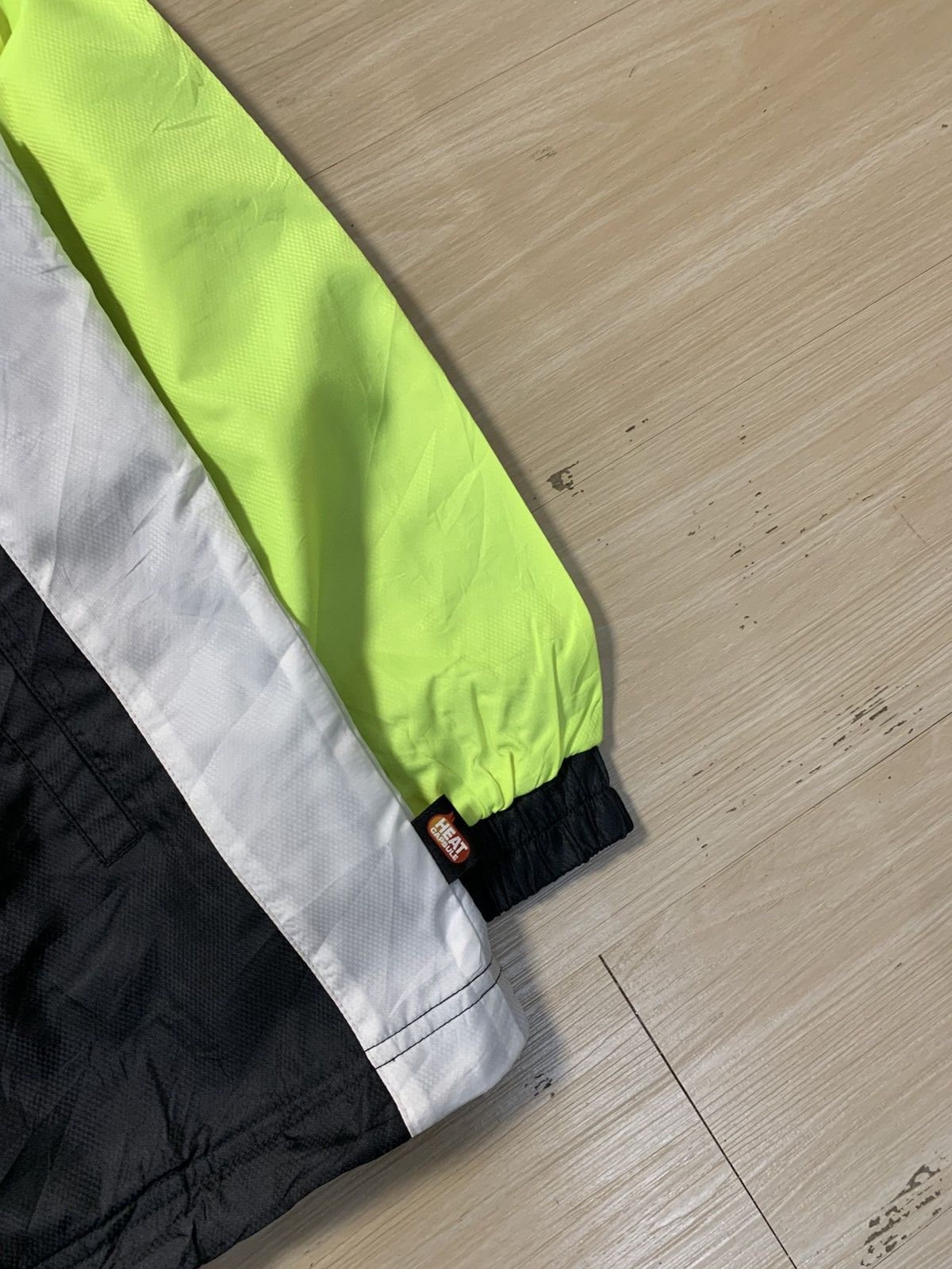 Japanese Brand Yonex Windbreaker Jacket Size US L / EU 52-54 / 3 - 3 Thumbnail