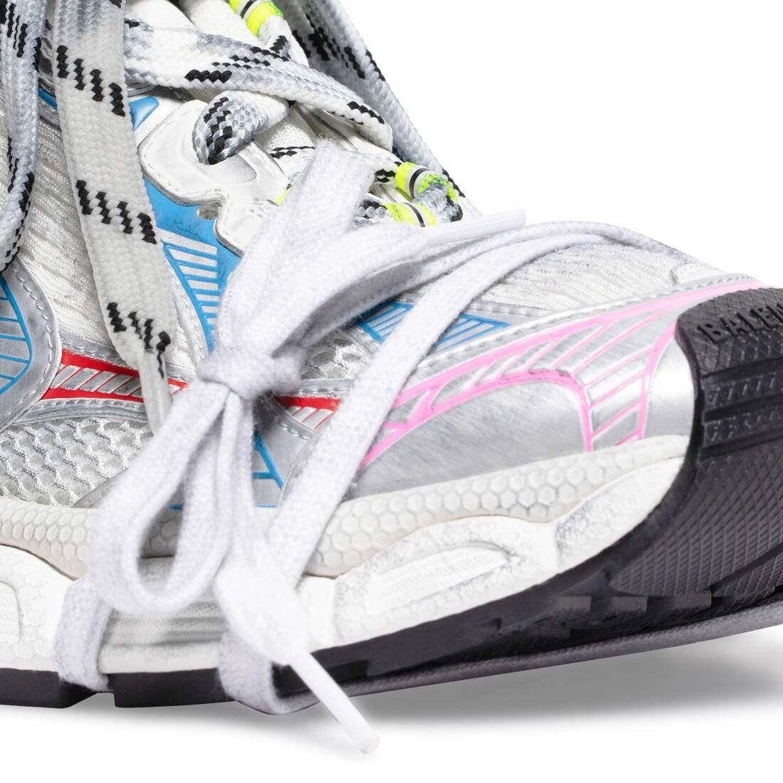 Balenciaga o1bcso1str0426 3XL Sneakers in Multicolor Size US 7 / IT 37 - 8 Thumbnail