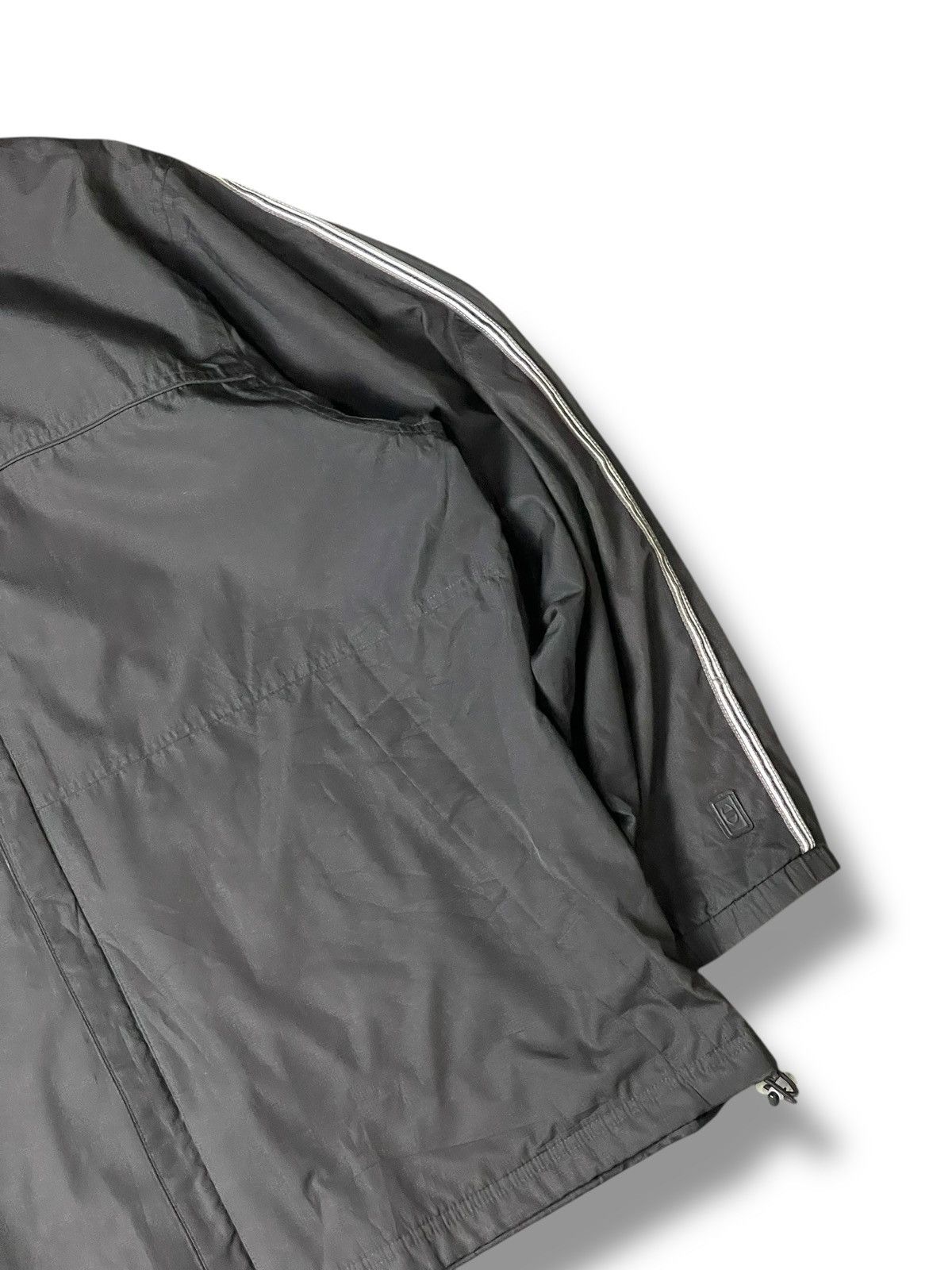 Champion × Japanese Brand × Vintage Authentic Champion Light Hooded Windbreaker (114) Size US L / EU 52-54 / 3 - 3 Thumbnail