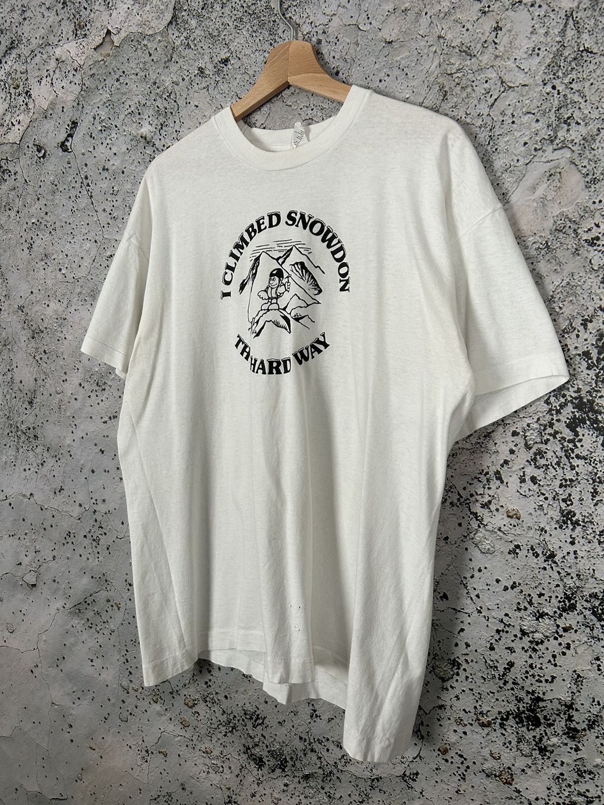 Vintage Vintage Single Stitch Snowdon Graphic Tee 90s Hype Size US XL / EU 56 / 4 - 2 Thumbnail