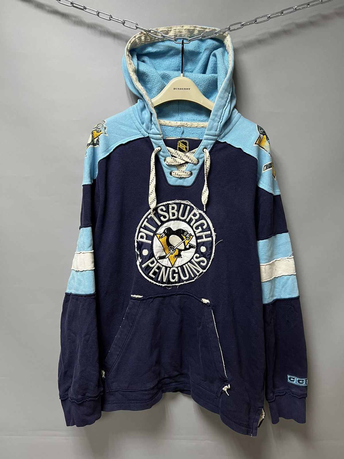 Reebok Reebok CCM Pittsburgh Penguins Hoodie Vintage 90s Style y2k Size US L / EU 52-54 / 3 - 1 Thumbnail