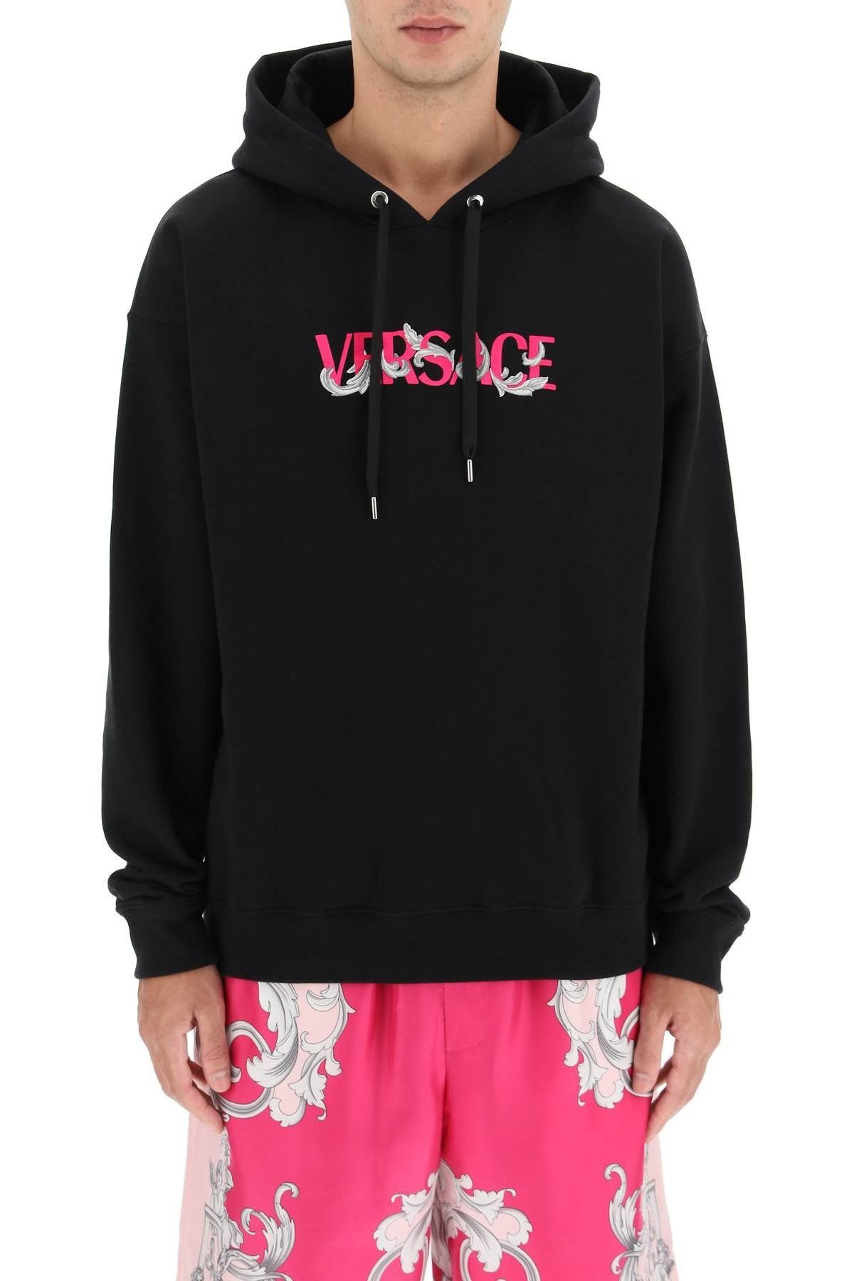 Versace o1y0525 Logo Hoodie in Black Size US S / EU 44-46 / 1 - 4 Thumbnail
