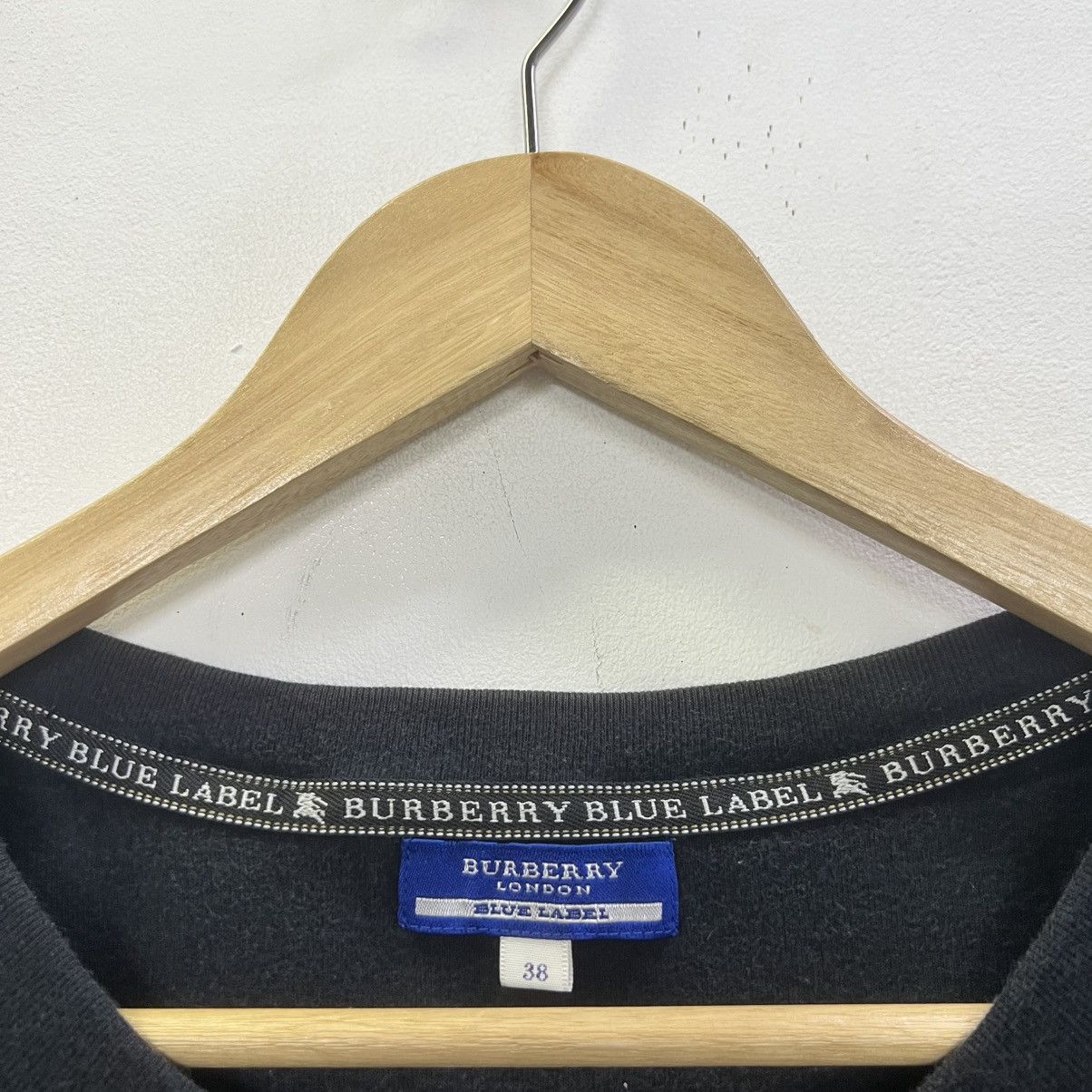 Burberry BURBERRY BLUE LABEL BIG LOGO WOMEN TSHIRT Size XS / US 0-2 / IT 36-38 - 9 Thumbnail