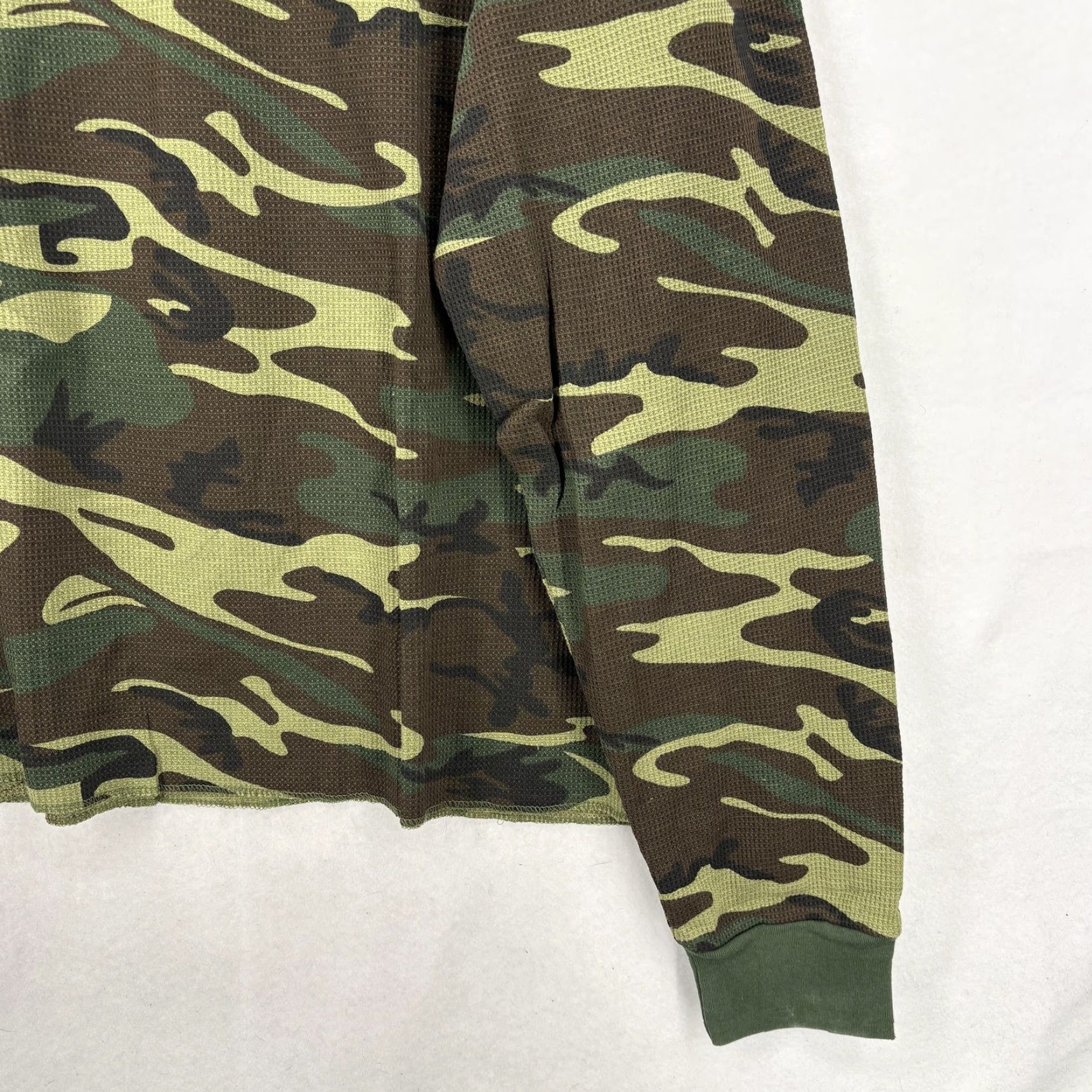 Rothco Rothco Shirt Mens 5XL Green Camo Thermal Long Sleeve Crew Neck Military Rugged Size US XXL / EU 58 / 5 - 3 Thumbnail