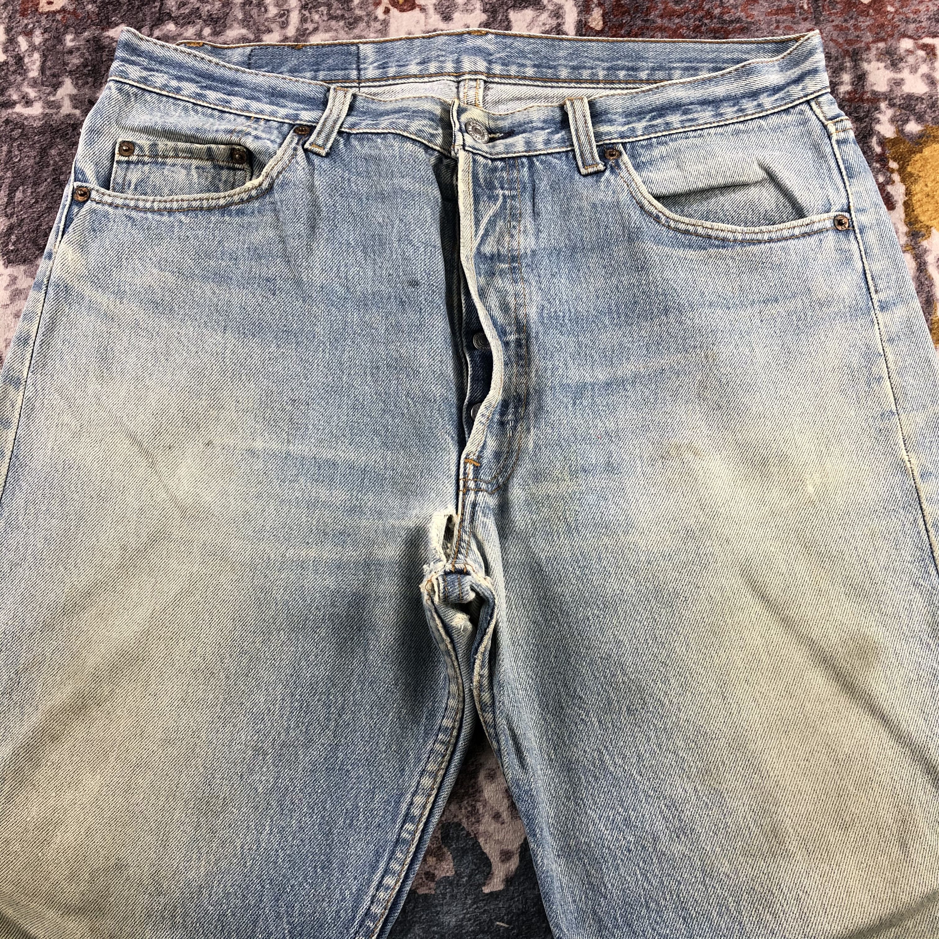 Levi's × Vintage Vintage 90s Light Wash Levis 501 Jeans-JM2739 Size US 36 / EU 52 - 3 Thumbnail