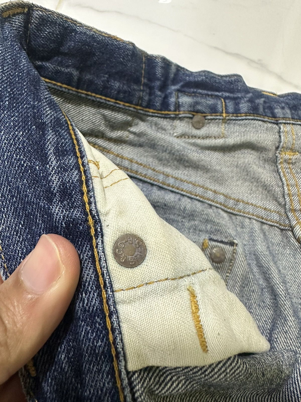 Levi's Vintage Big e pek 201 lvc buckle back 90s Size US 30 / EU 46 - 8 Thumbnail