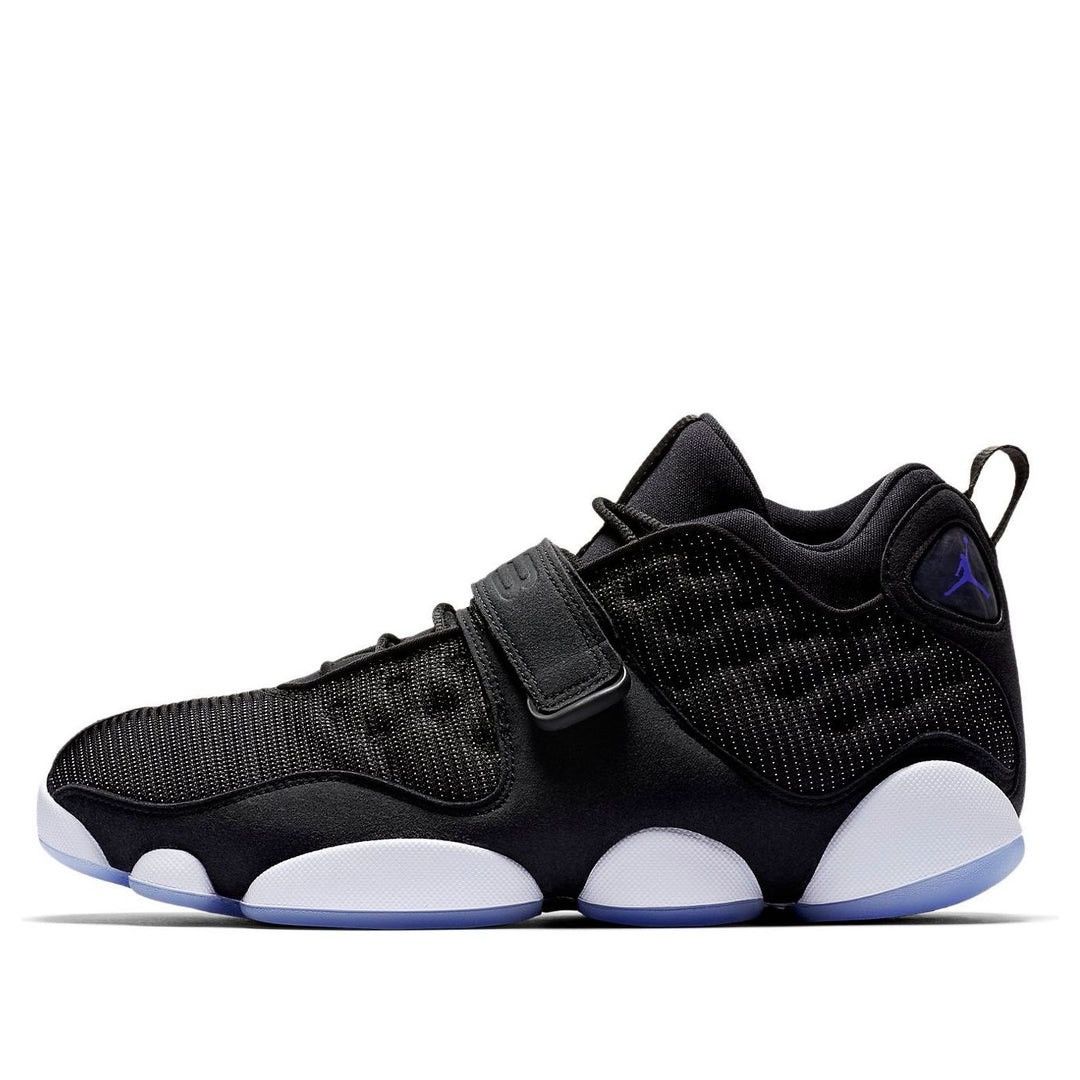 Jordan Brand Jordan black cat space jam sneakers shoes Size US 8.5 / EU 41-42 - 1 Thumbnail