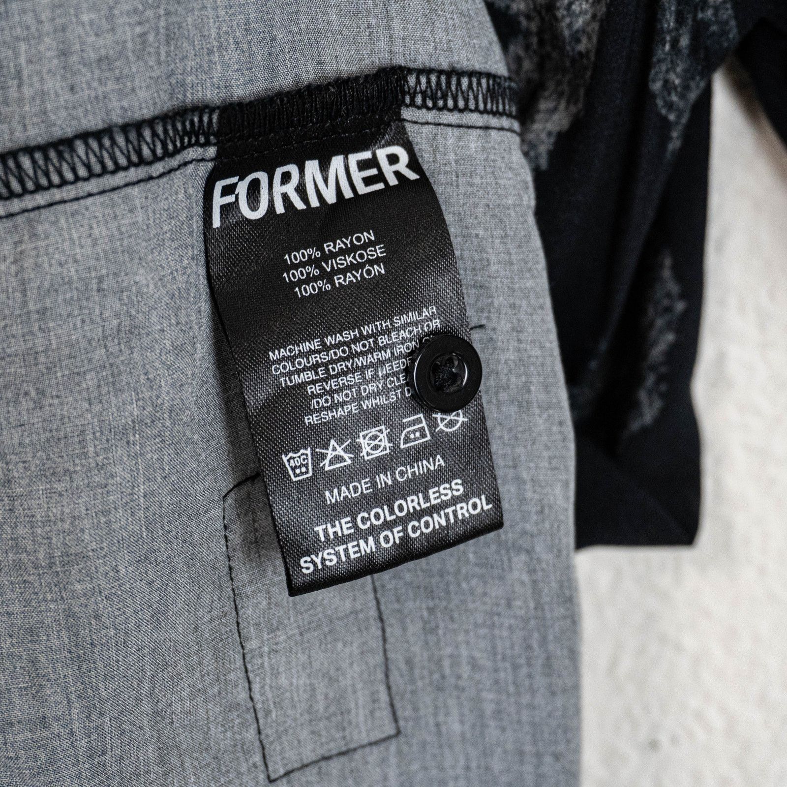 Other FORMER Merchandise Menace SS Shirt camp Collar in Black sz L Size US L / EU 52-54 / 3 - 6 Thumbnail