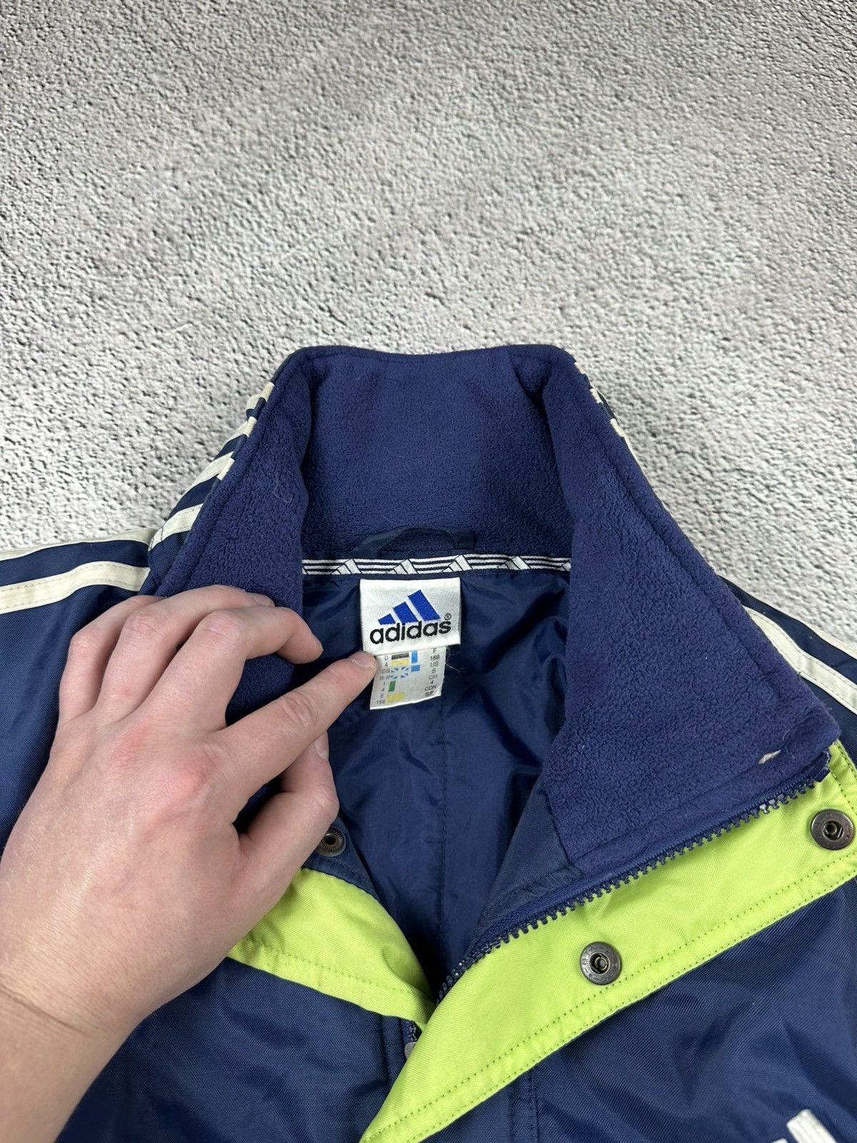 Adidas Vintage Adidas Down Puffer Jacket Striped Nylon Y2K Style Size US S / EU 44-46 / 1 - 8 Thumbnail