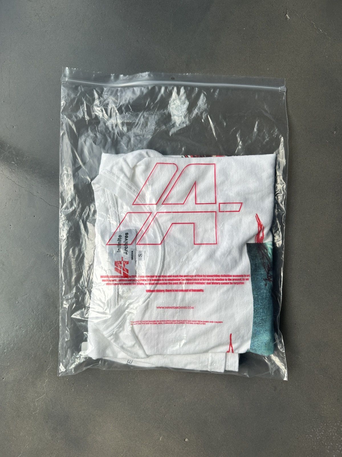 Infinite Archives IA Tee Size US S / EU 44-46 / 1 - 9 Thumbnail