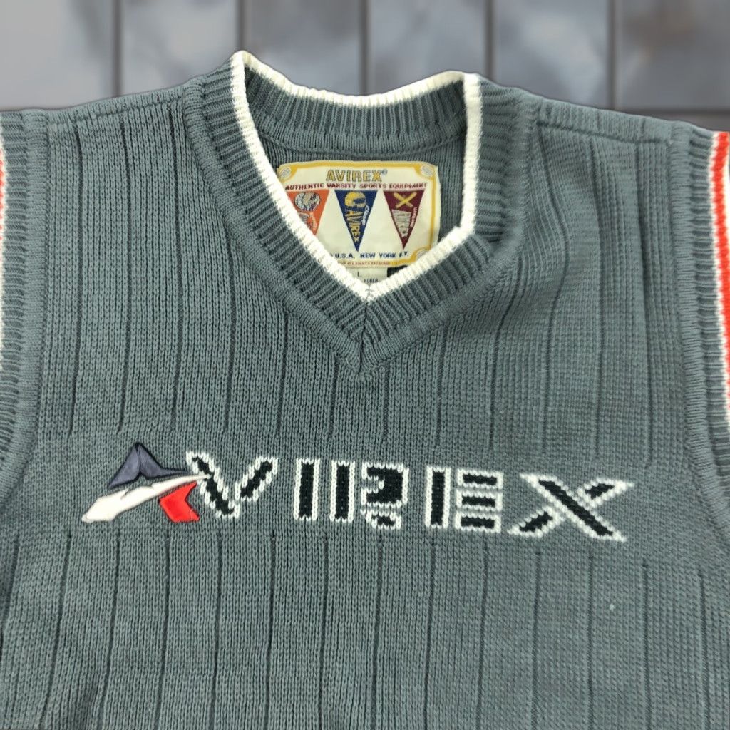 Avirex VINTAGE Avirex Sweater Vest Mens L Preppy Tennis Sleeveless Gray V-Neck Twotone Knit Shirt Size US L / EU 52-54 / 3 - 1 Thumbnail