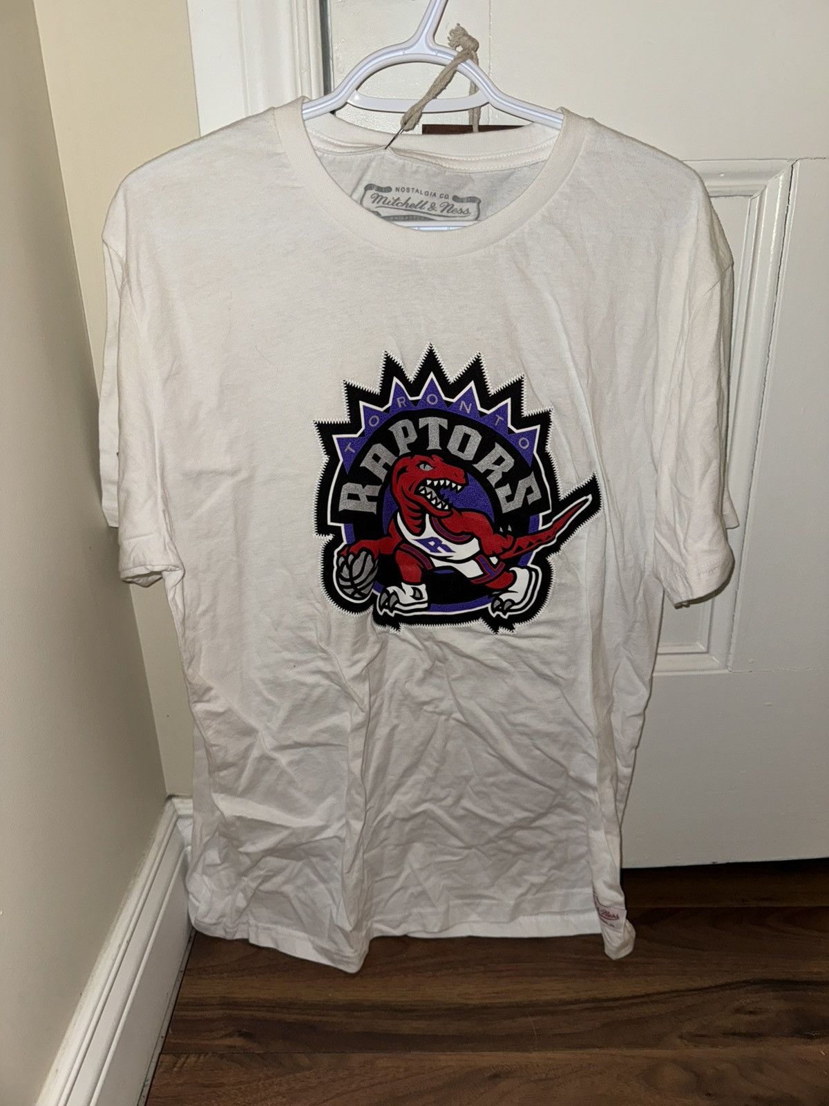 Mitchell & Ness × Vintage Vintage Mitchell and ness raptors tee Size US XL / EU 56 / 4 - 1 Thumbnail