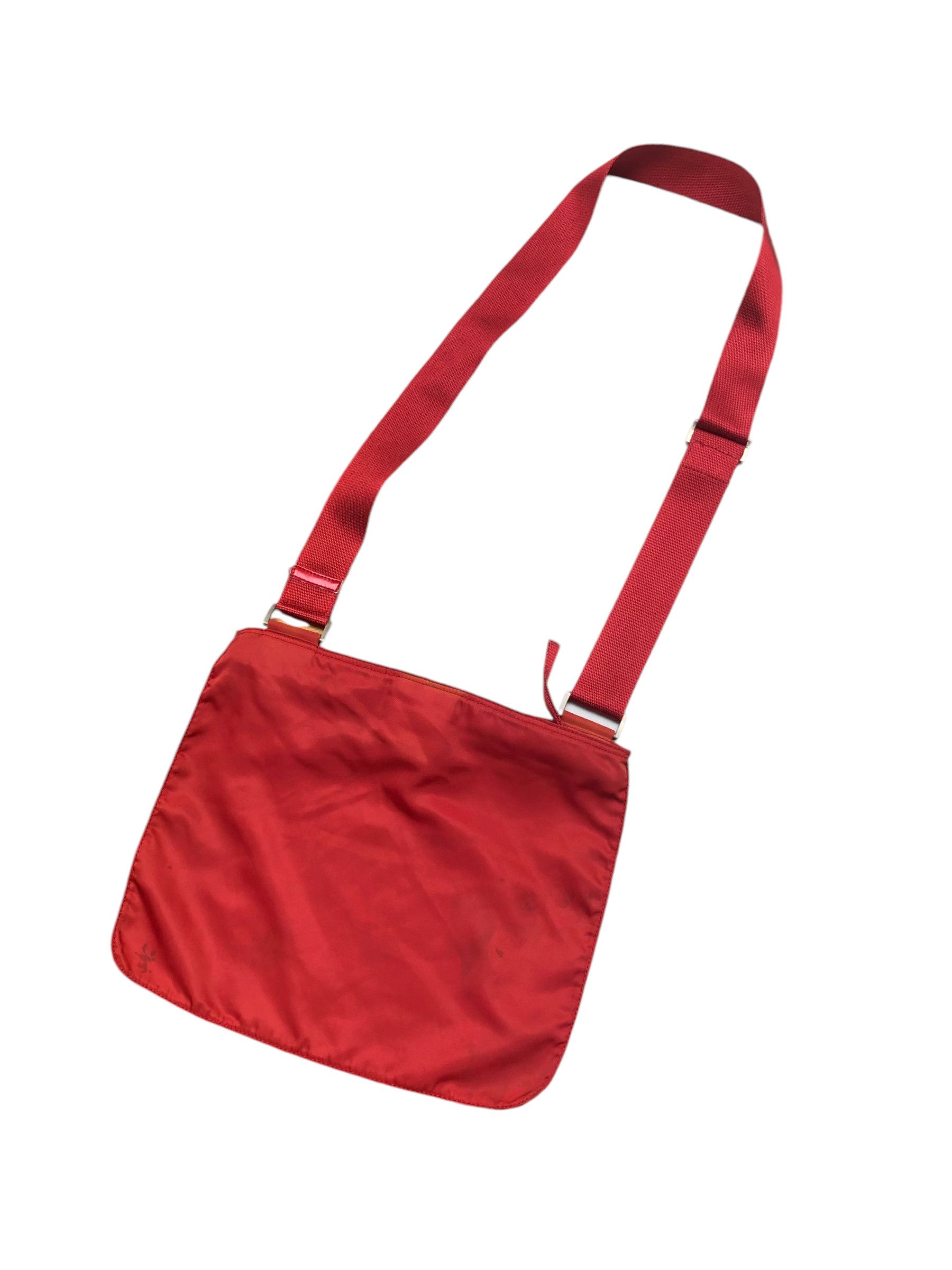 Prada 🔥Authentic PRADA Vintage Red Tessuto Crossbody Bag Size ONE SIZE - 2 Thumbnail