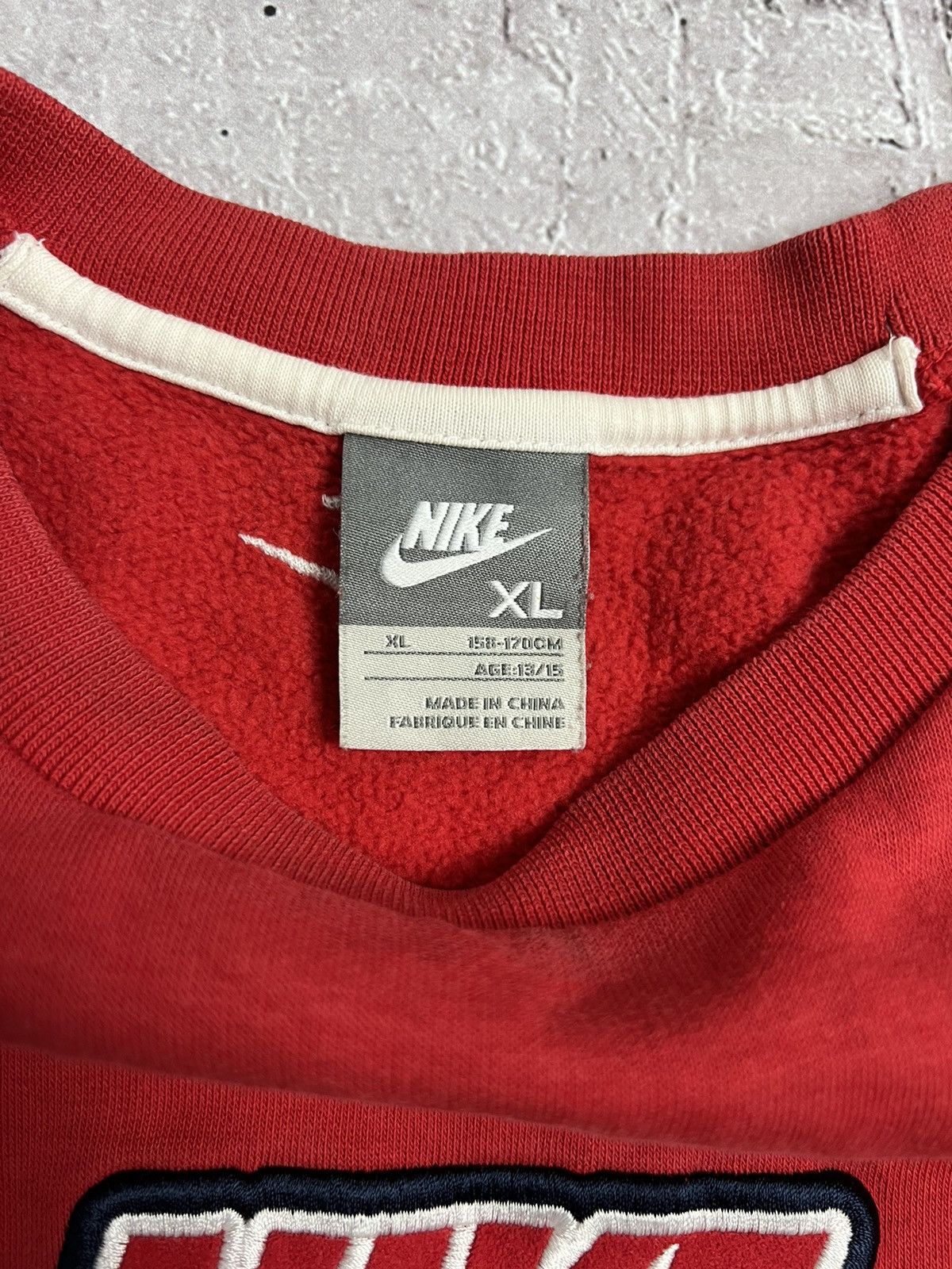 Nike Vintage Nike Big Logo Sweatshirt Size US S / EU 44-46 / 1 - 5 Thumbnail