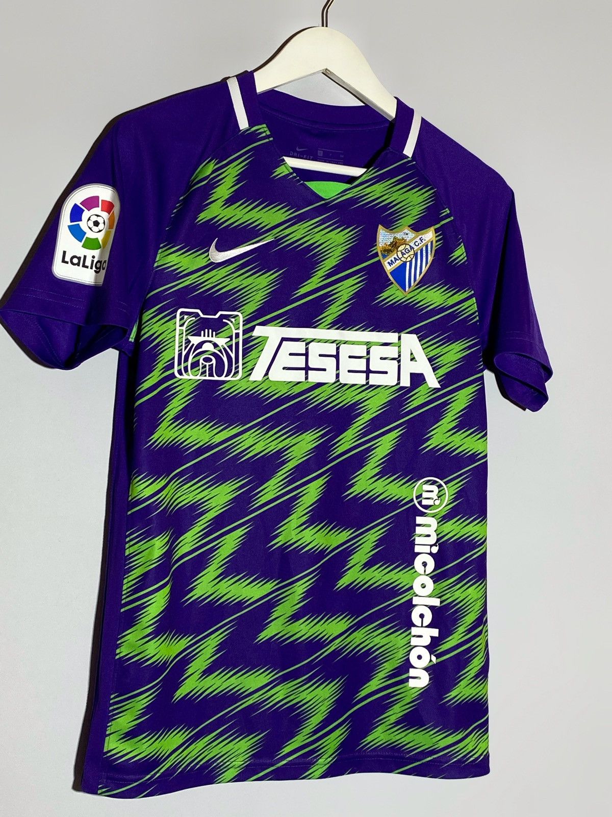 Nike Nike Malaga 2020 2021 Away Football Shirt Size US S / EU 44-46 / 1 - 2 Thumbnail