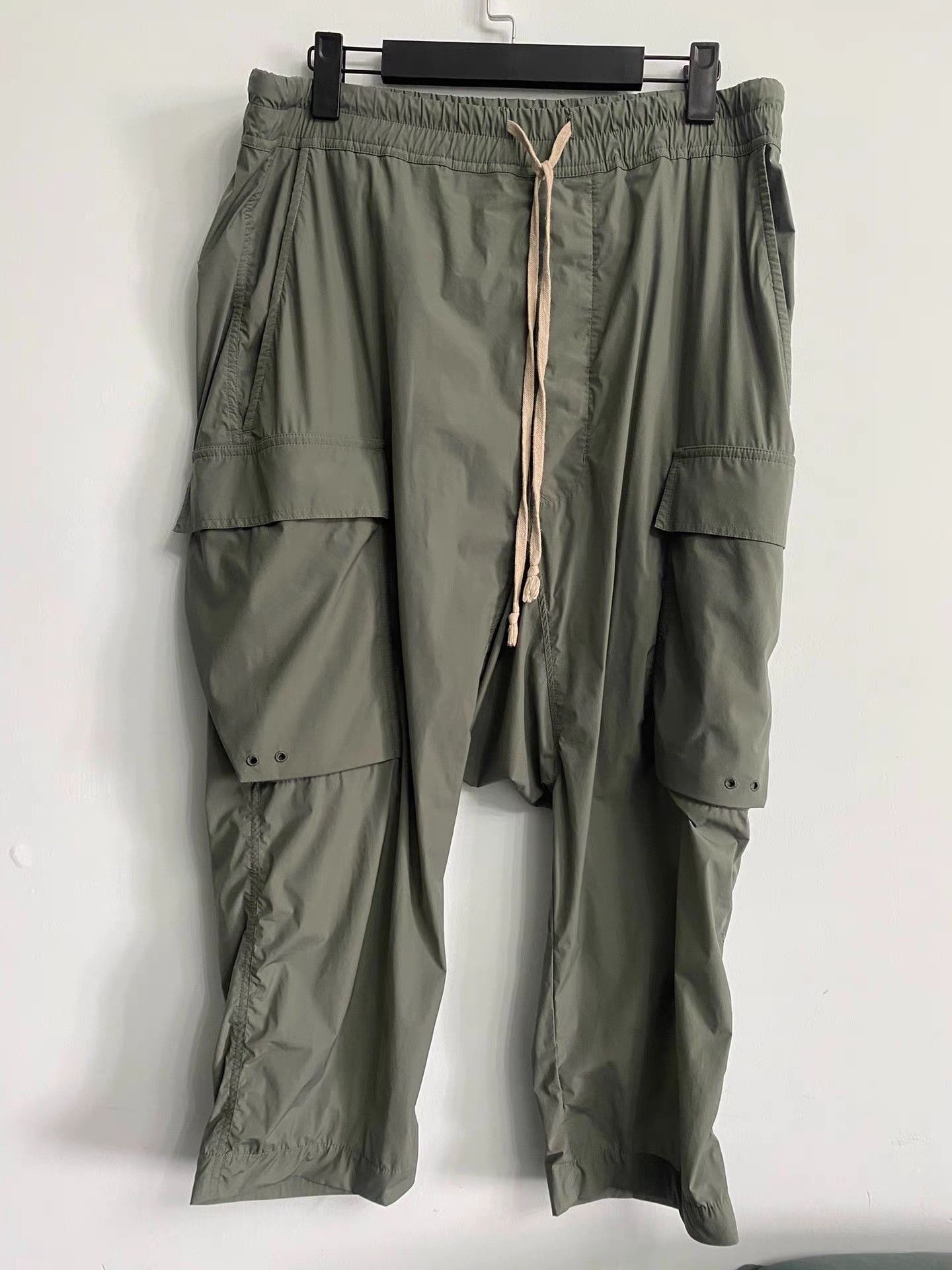 Rick Owens Rick Owens Mainline Nylon Cropped Pants Size US 34 / EU 50 - 1 Thumbnail