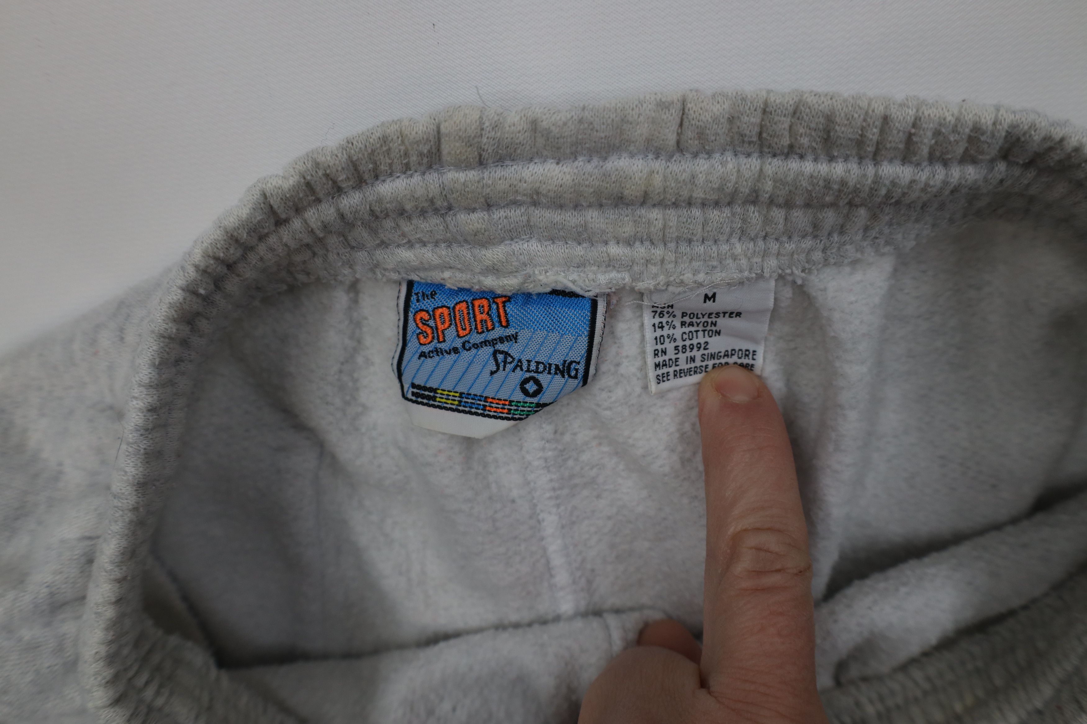 Spalding Vintage 90s Spalding Above Knee Sweatpants Shorts Gray Size US 32 / EU 48 - 9 Thumbnail
