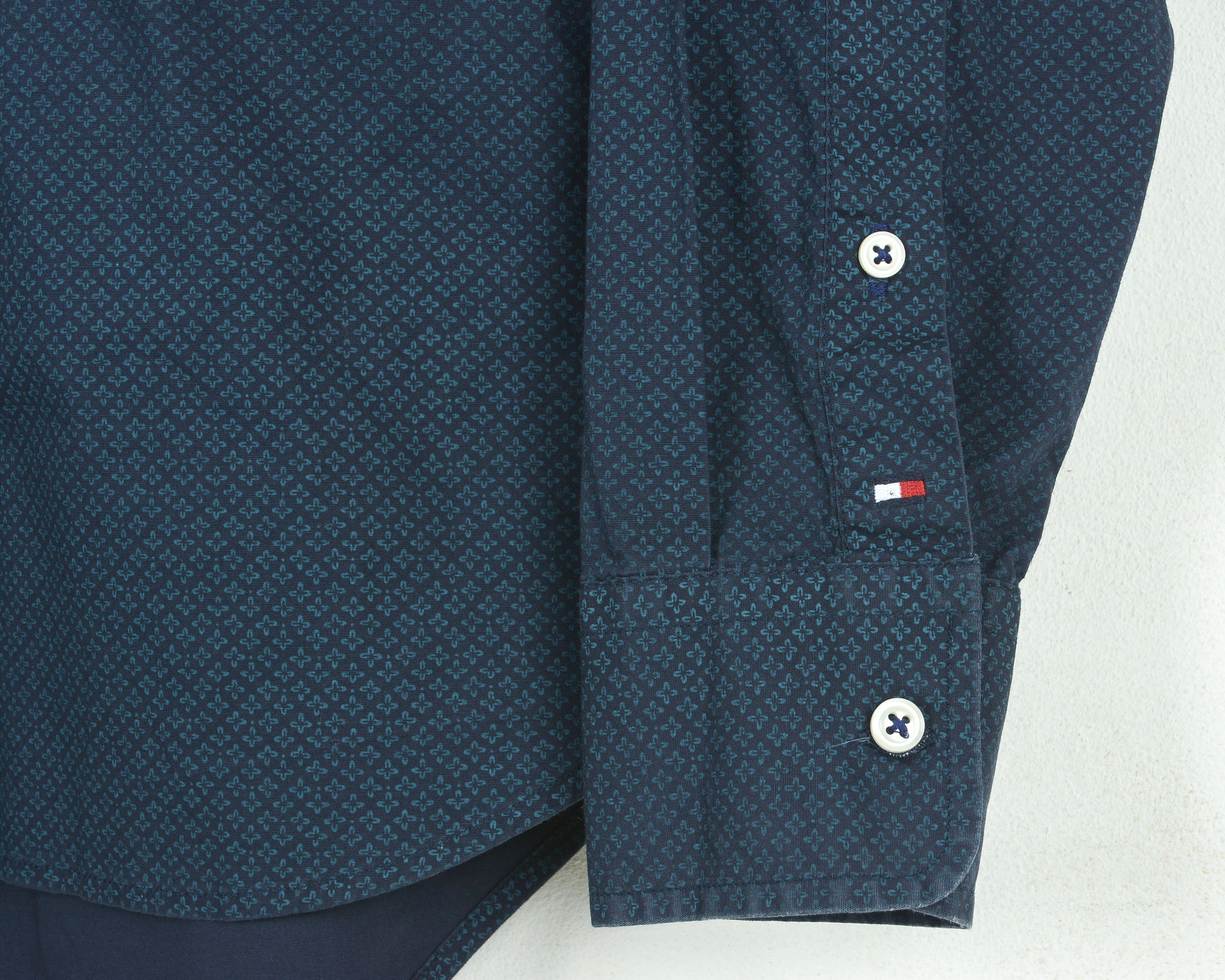 Tommy Hilfiger Men's Casual Shirt M Long Sleeved Top Stretch Button Cotton Size US M / EU 48-50 / 2 - 3 Thumbnail