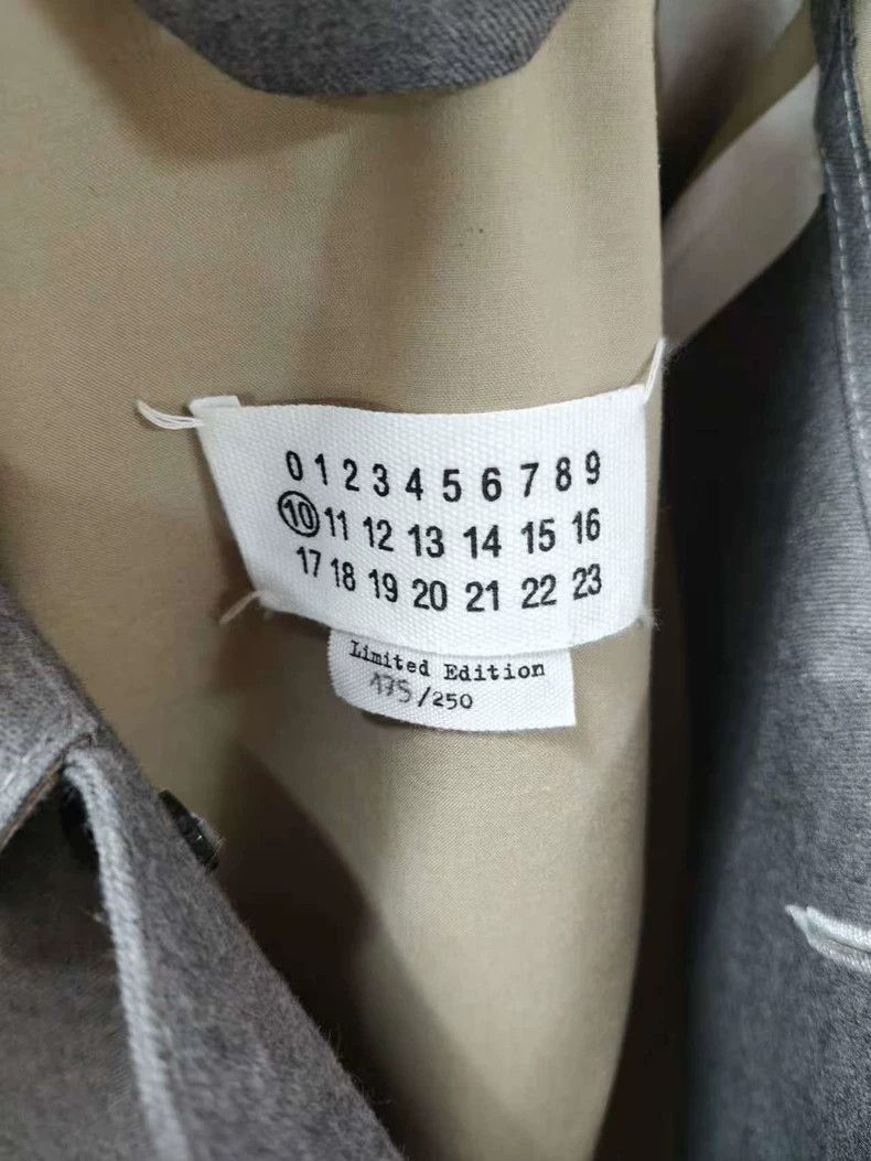 Maison Margiela Maison Margiela Pull the co-branded windbreaker coat Size US S / EU 44-46 / 1 - 3 Thumbnail