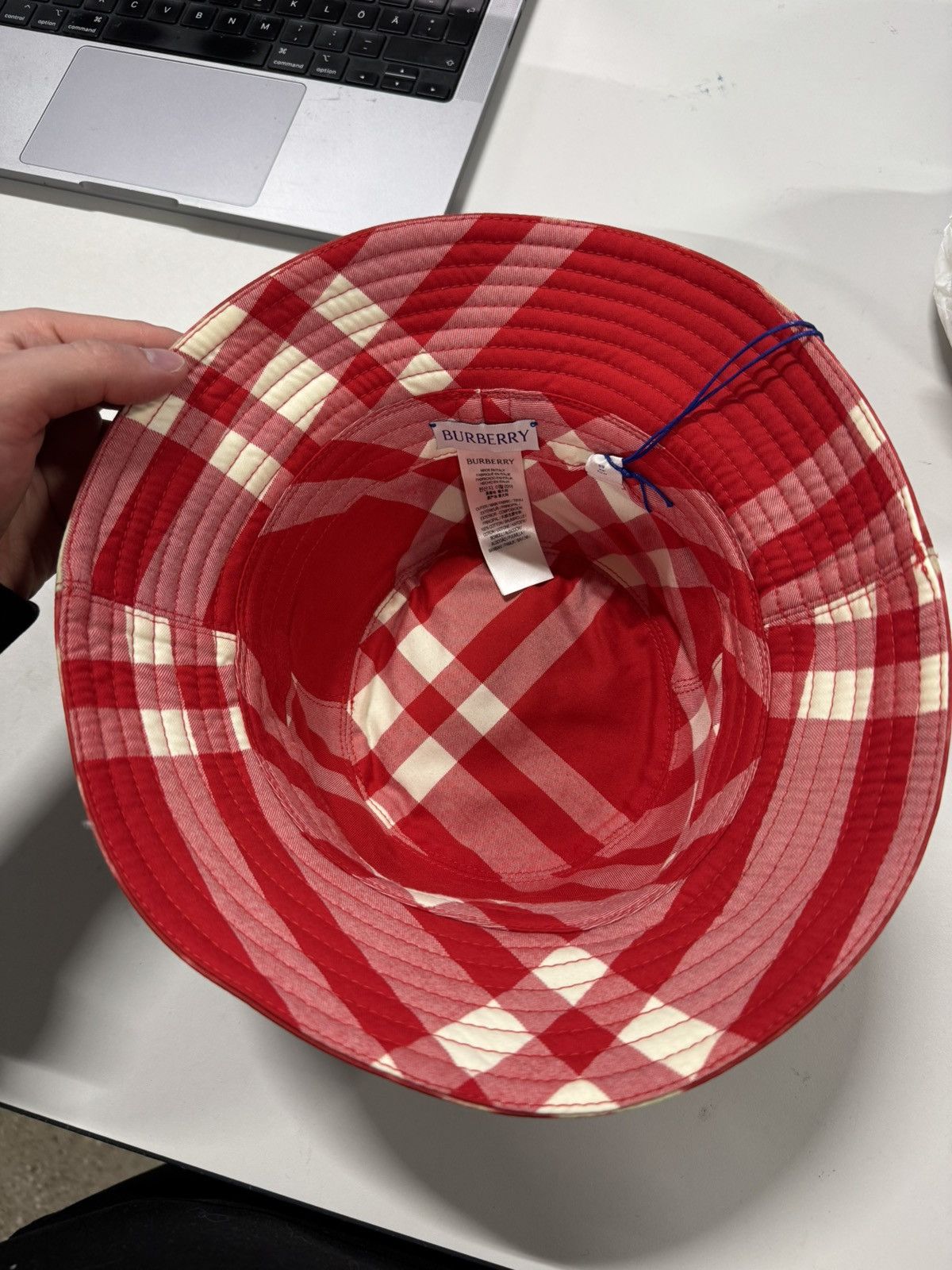 Burberry Burberry Rose Bucket Hat 600$ Size ONE SIZE - 2 Thumbnail