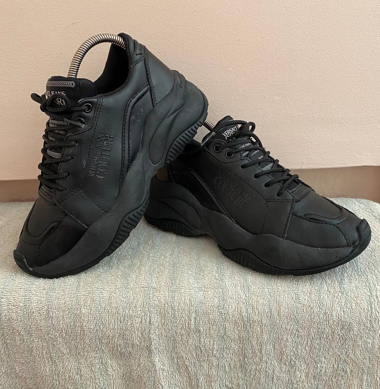 📌 Versace Jeans Couture Black Signature Classic Sneakers
