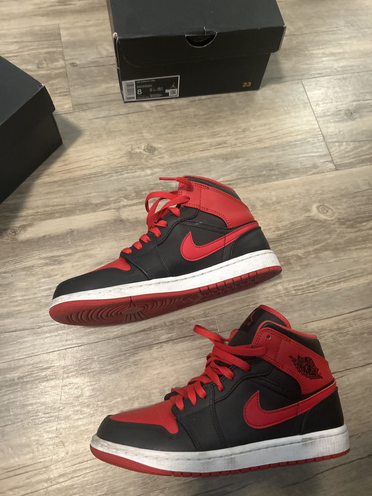 Jordan Brand Air Jordan 1 mid Size US 8 / EU 41 - 6 Thumbnail