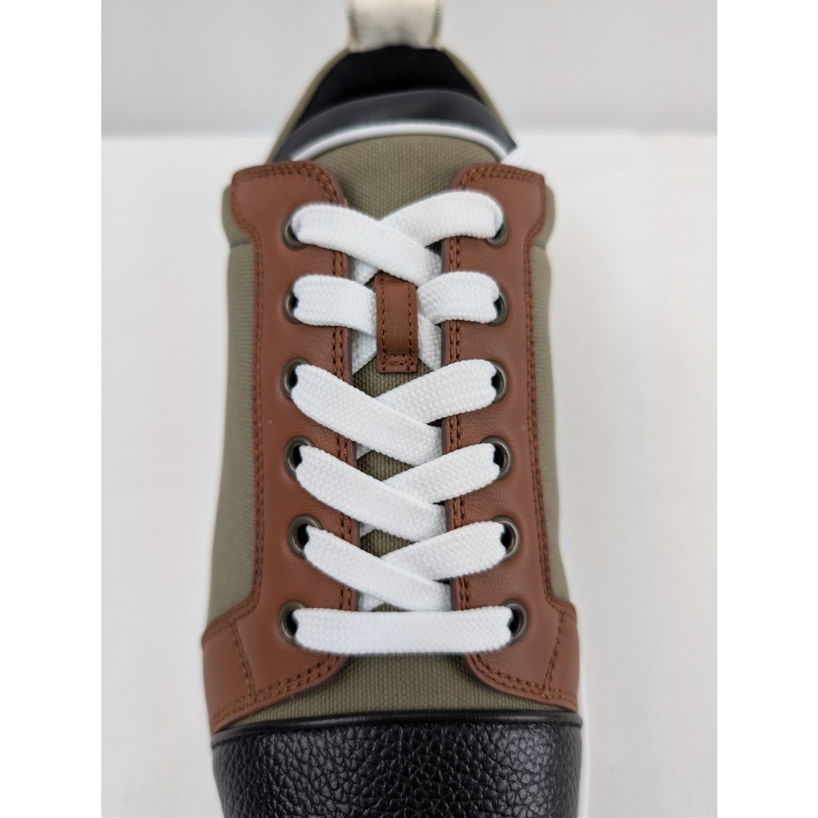 Christian Louboutin o1rshd1 Fun Louis Junior Flat Sneakers in Multicolor Size US 10 / EU 43 - 17 Thumbnail